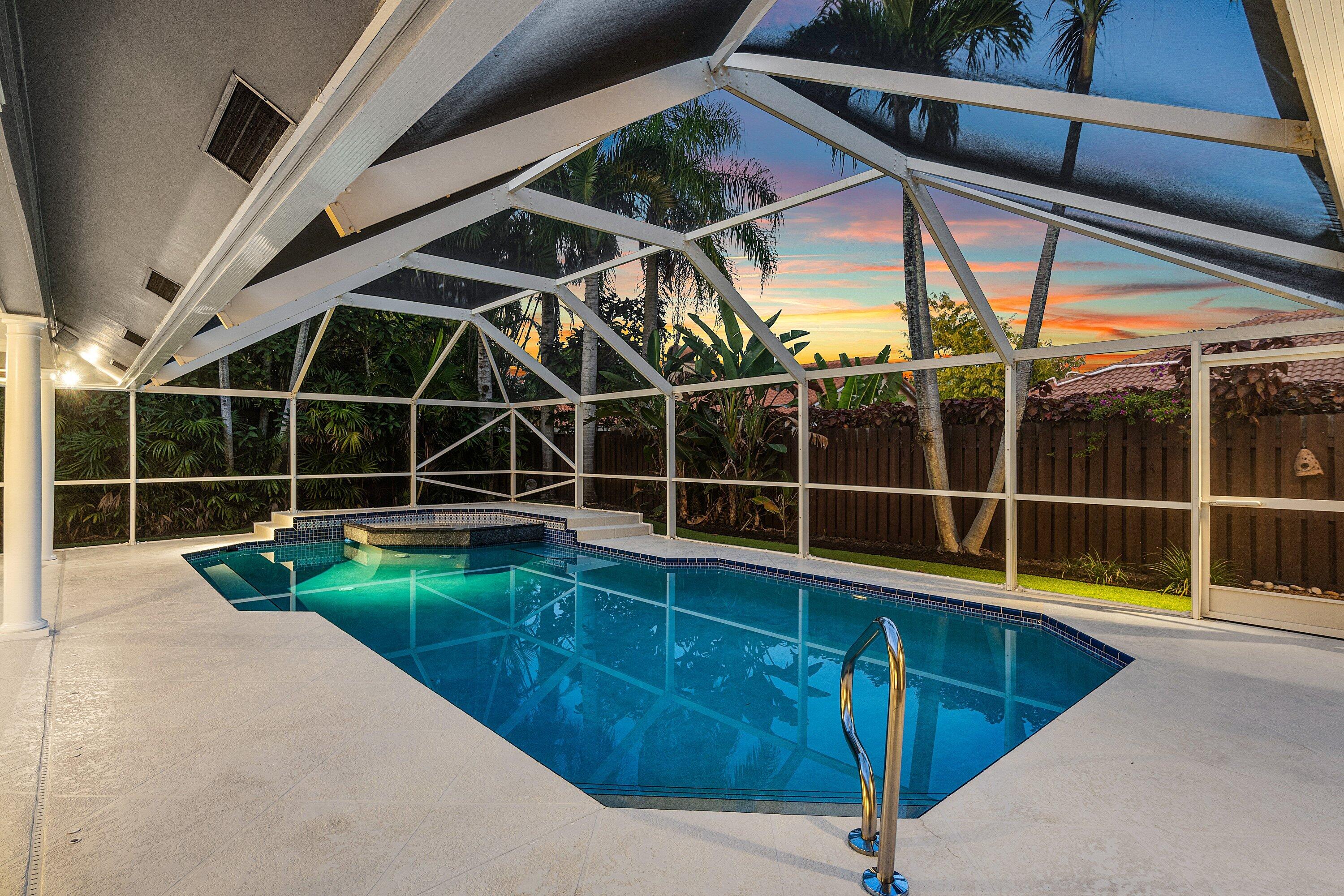 GREENVIEW SHORES 2 OF WELLINGTON - Residential