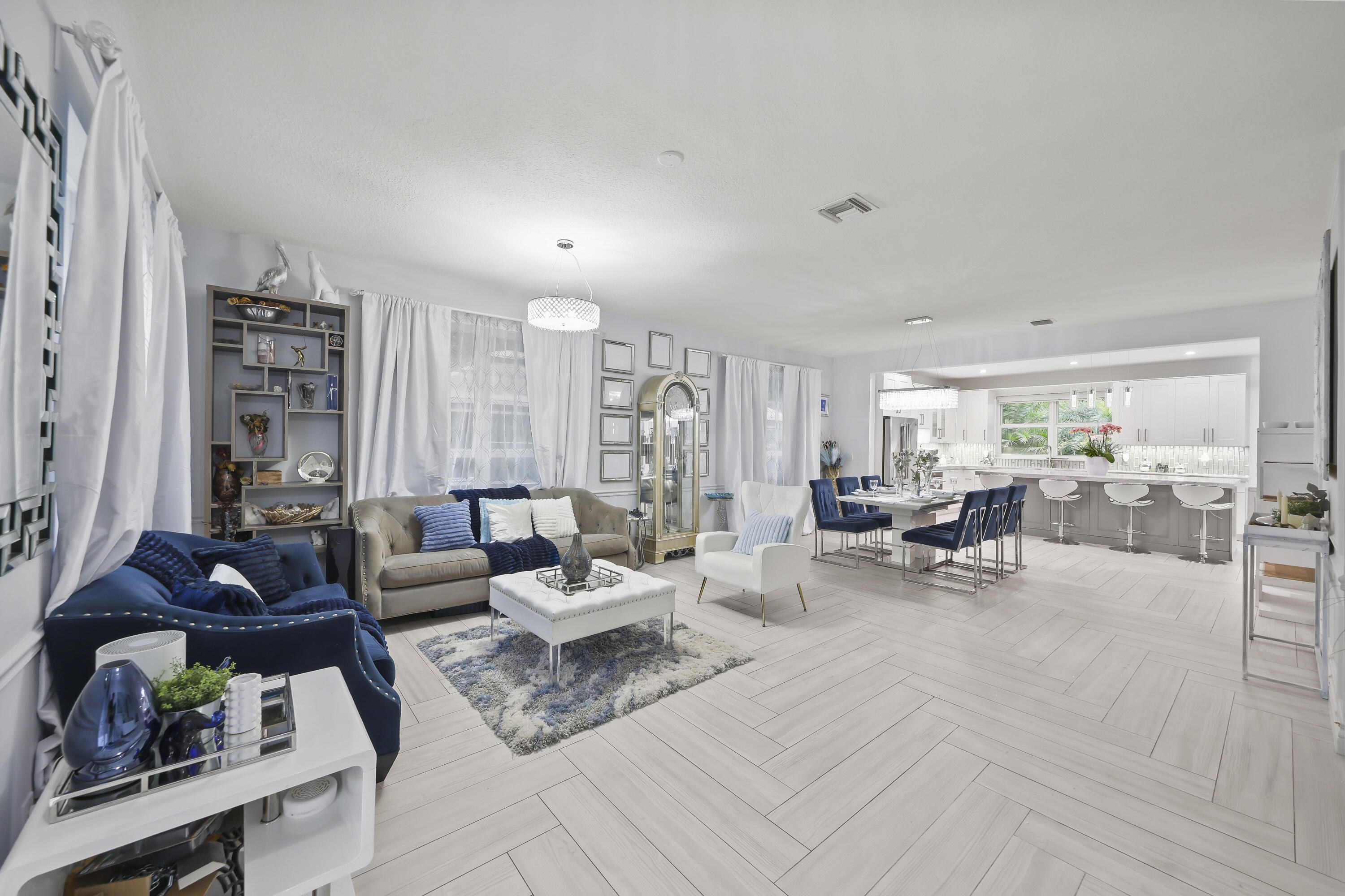EAGLE CREEK - Residential