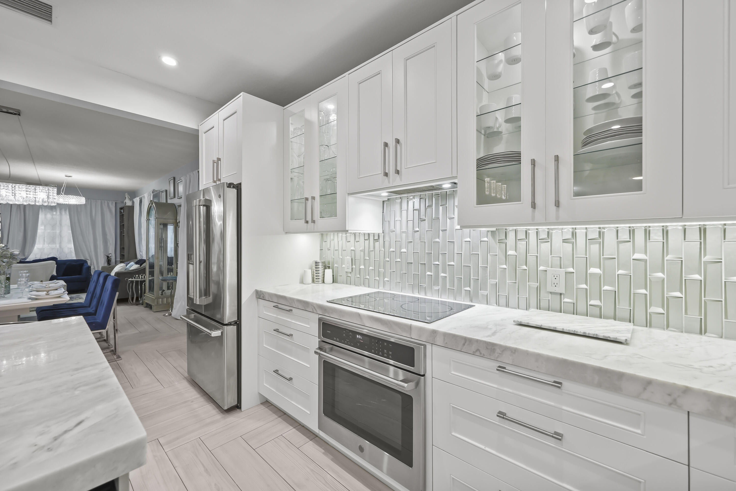 EAGLE CREEK - Residential