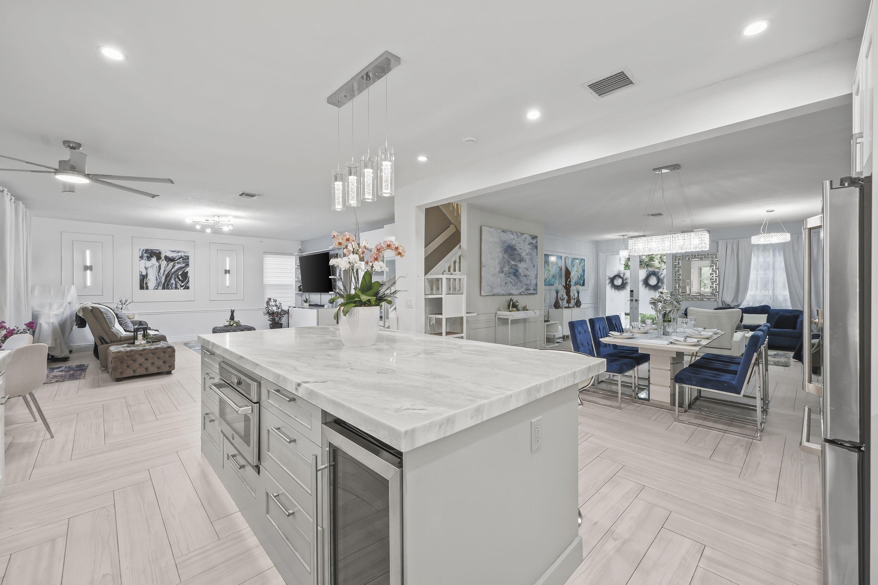 EAGLE CREEK - Residential