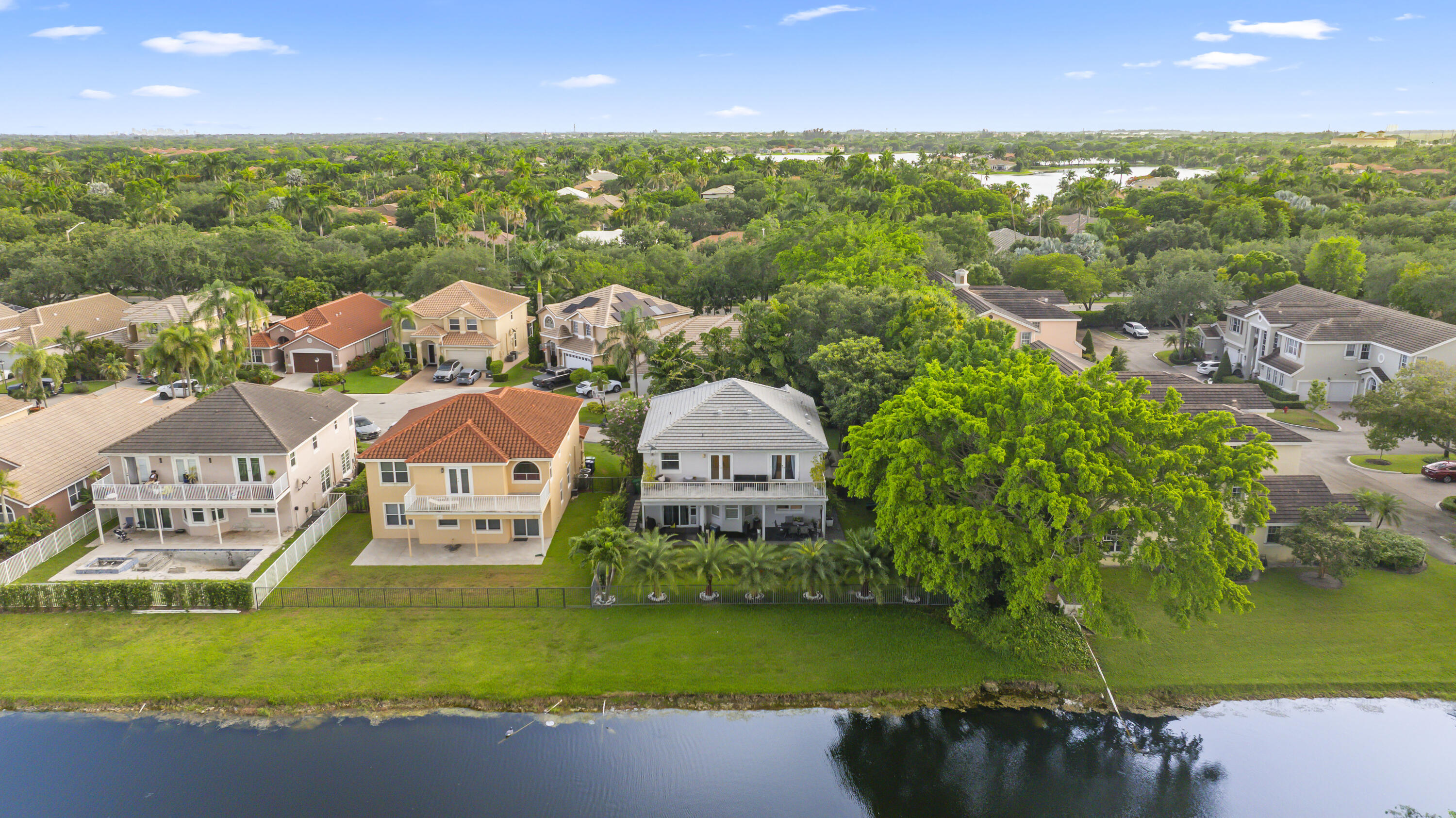 EAGLE CREEK - Residential