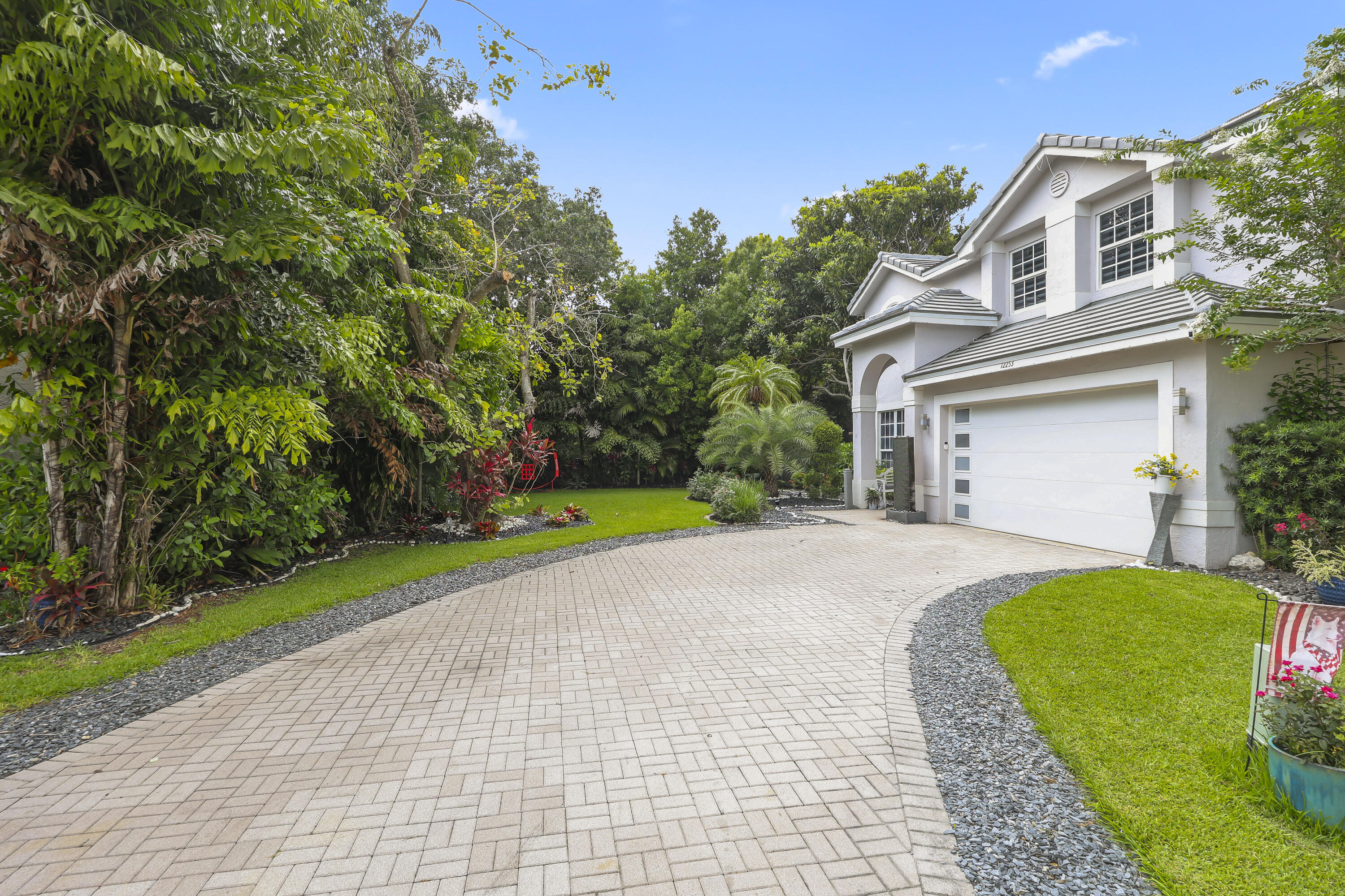 EAGLE CREEK - Residential