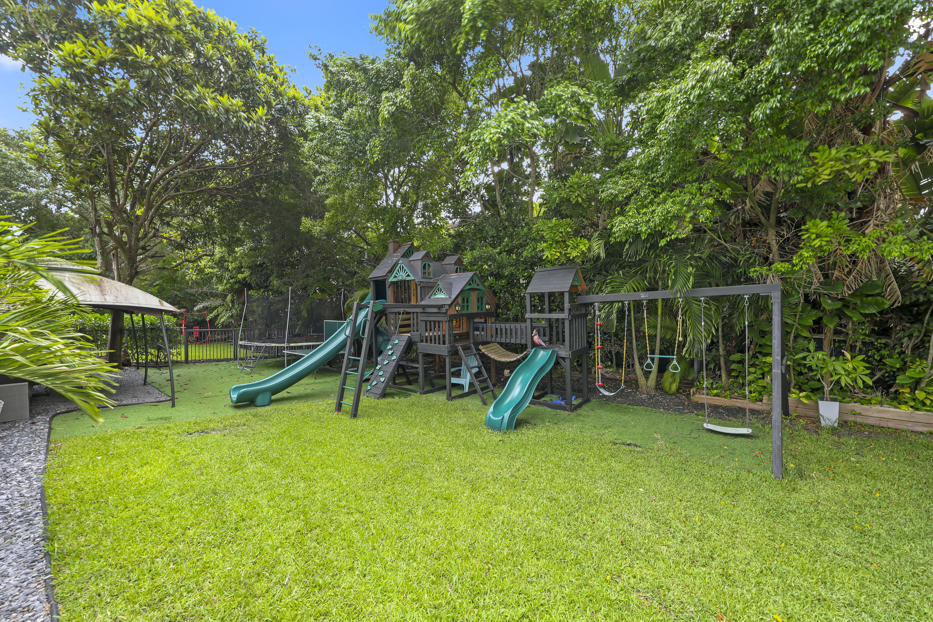 EAGLE CREEK - Residential