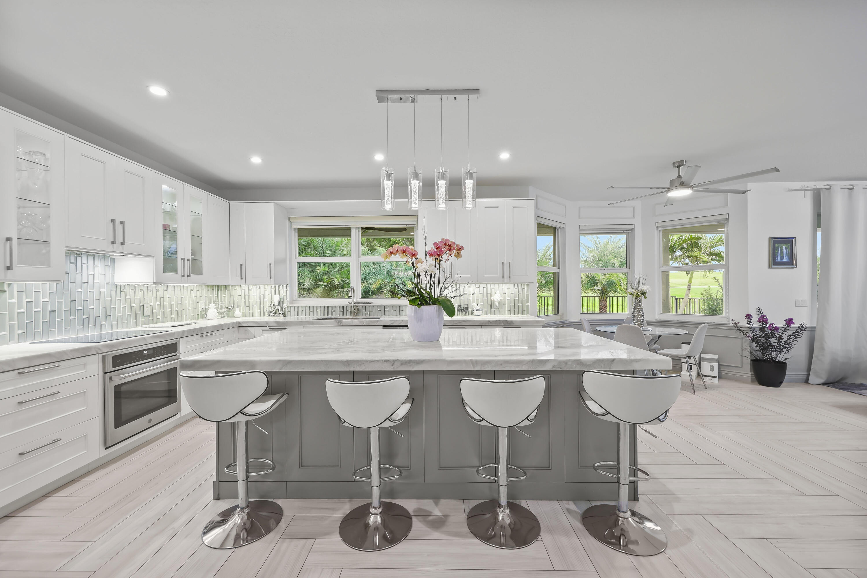 EAGLE CREEK - Residential