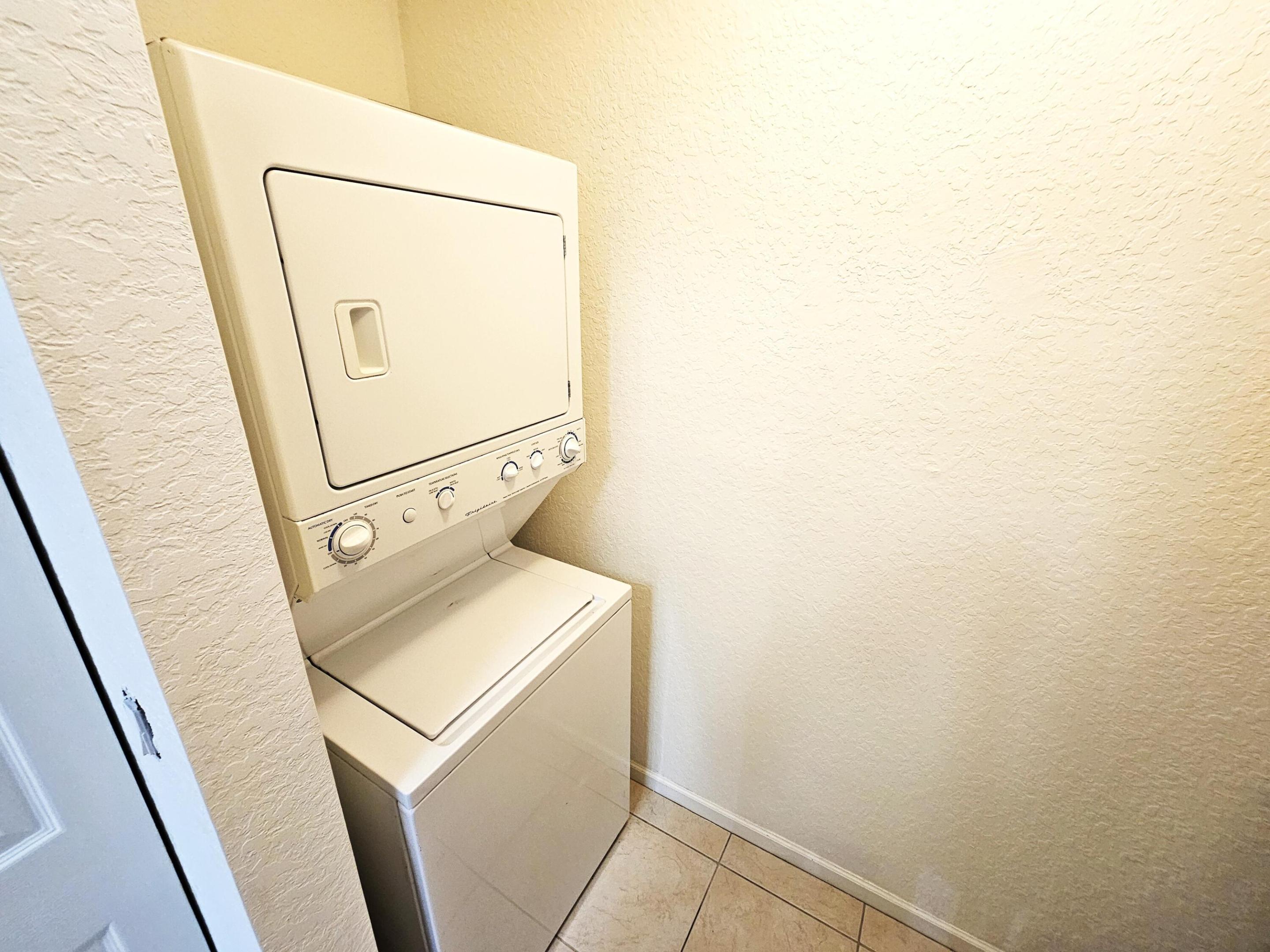 ROSEMONT CONDO - Residential Lease