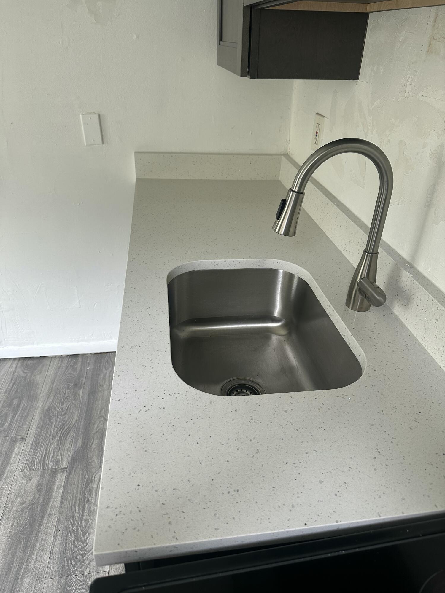 CLOWS - Residential Lease