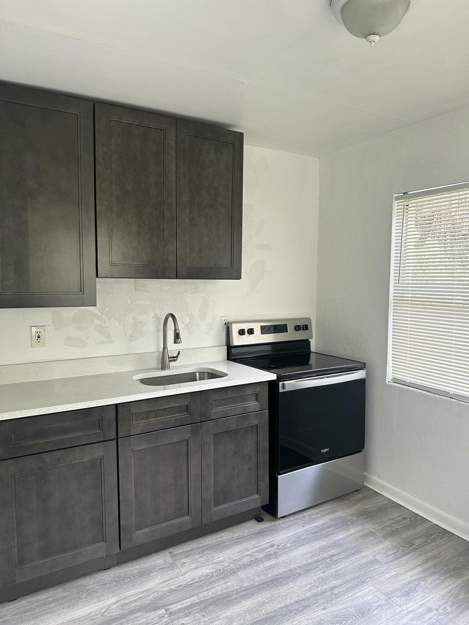 CLOWS - Residential Lease