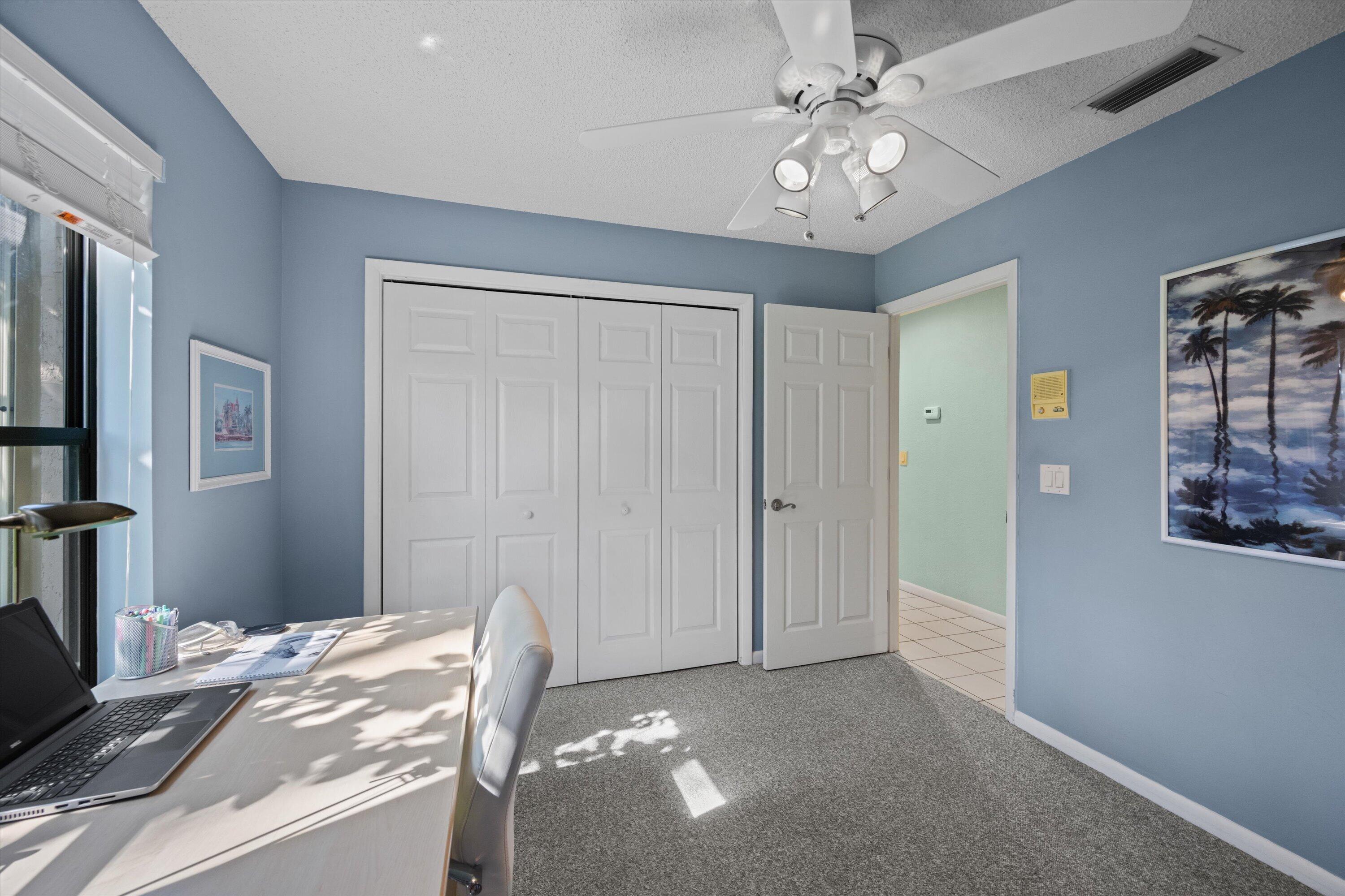 SUGAR POND MANOR OF WELLINGTON - Residential