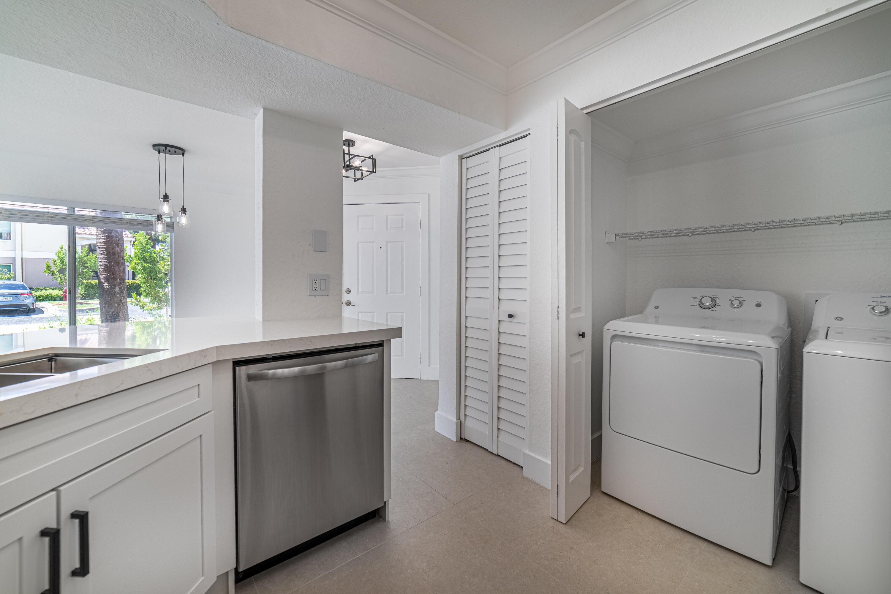 CASABLANCA ISLES CONDO - Residential Lease