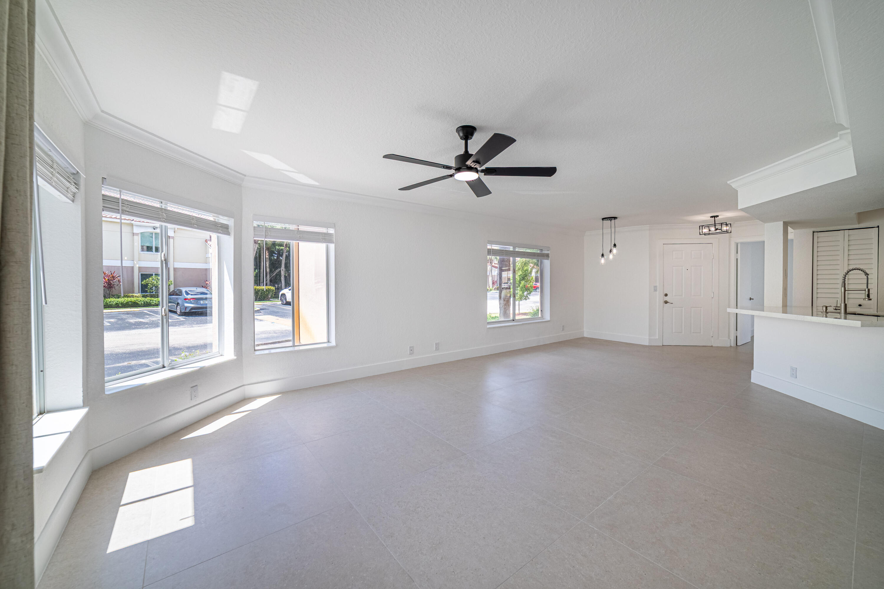 CASABLANCA ISLES CONDO - Residential Lease
