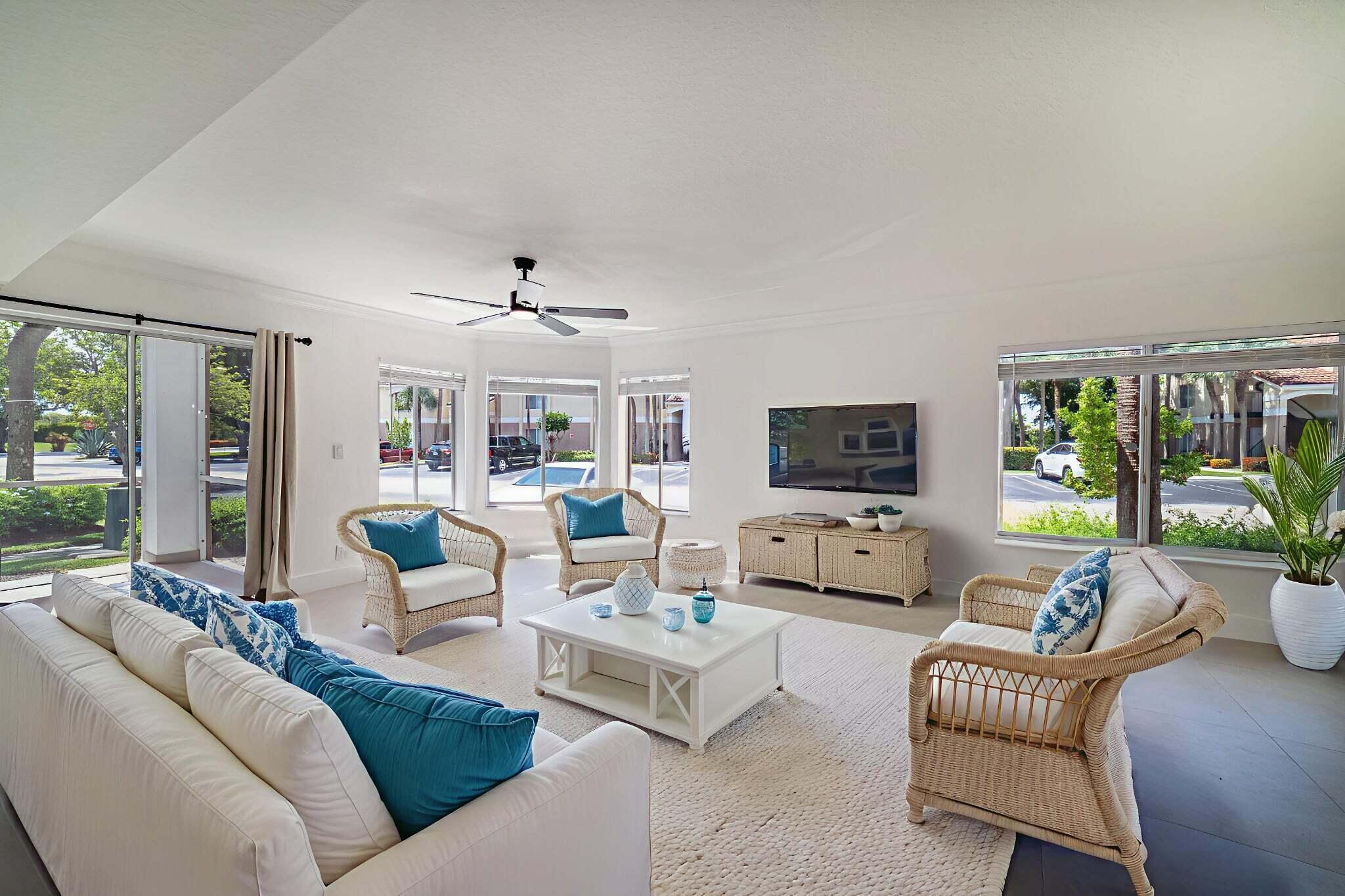 CASABLANCA ISLES CONDO - Residential Lease