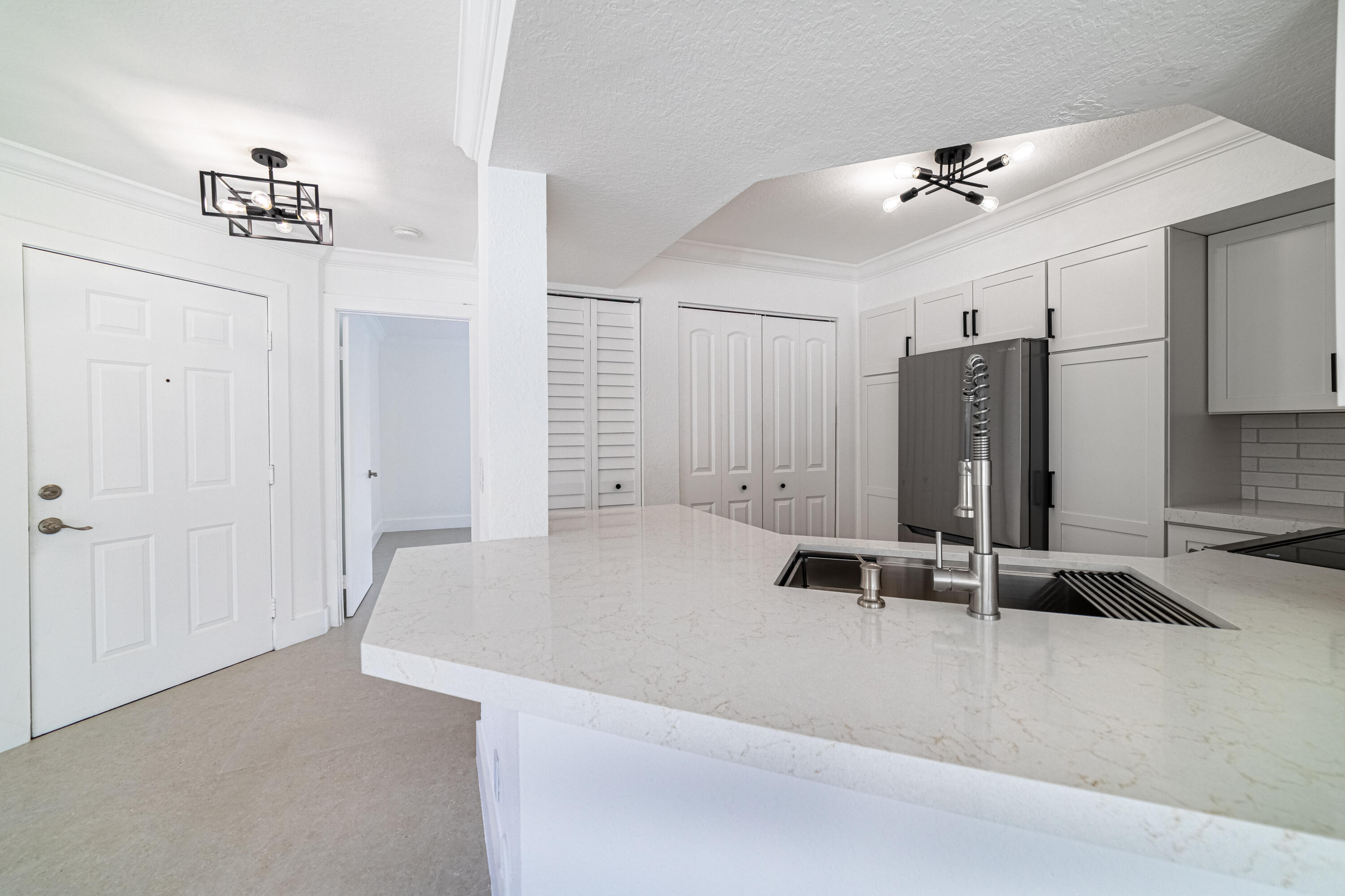 CASABLANCA ISLES CONDO - Residential Lease
