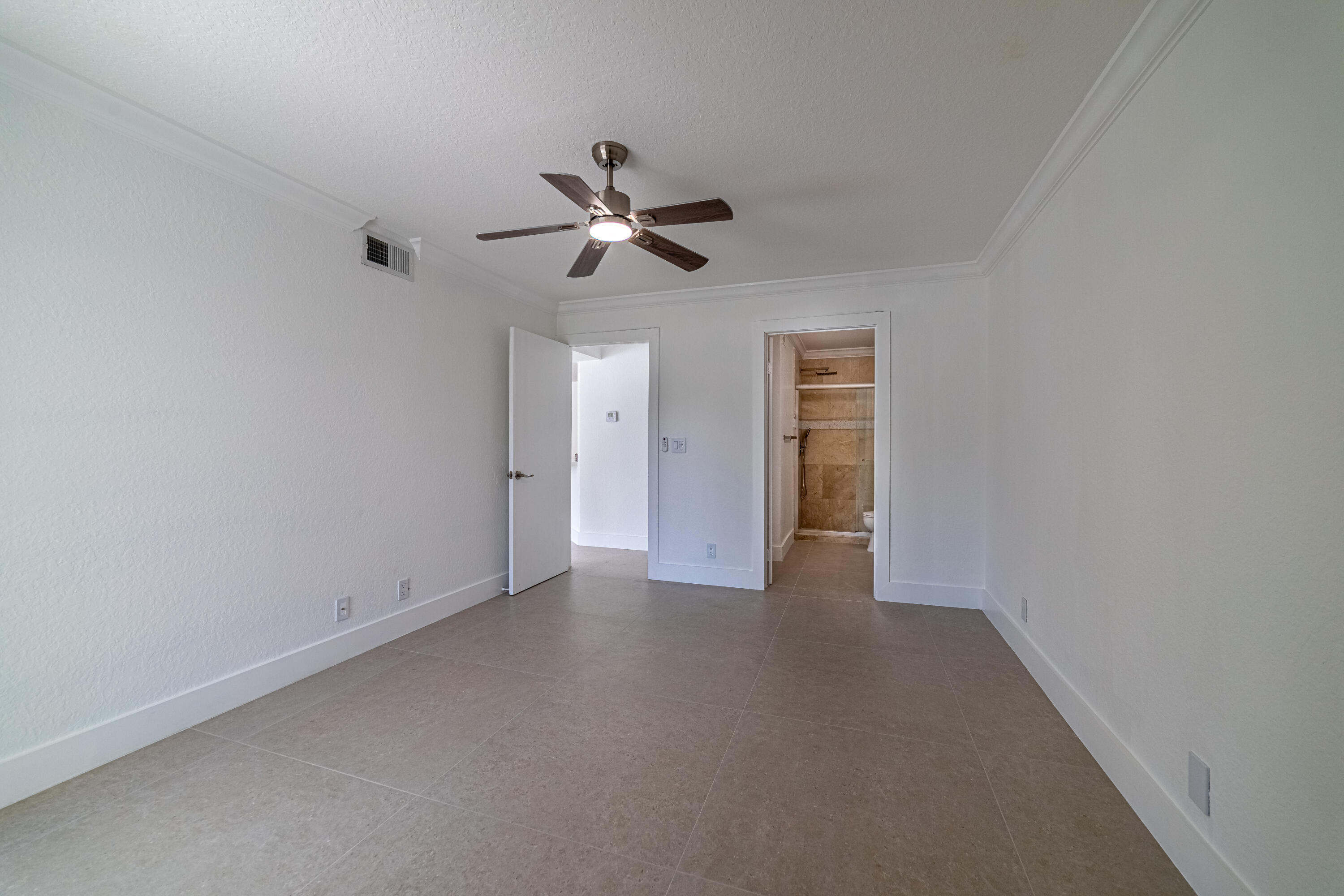 CASABLANCA ISLES CONDO - Residential Lease