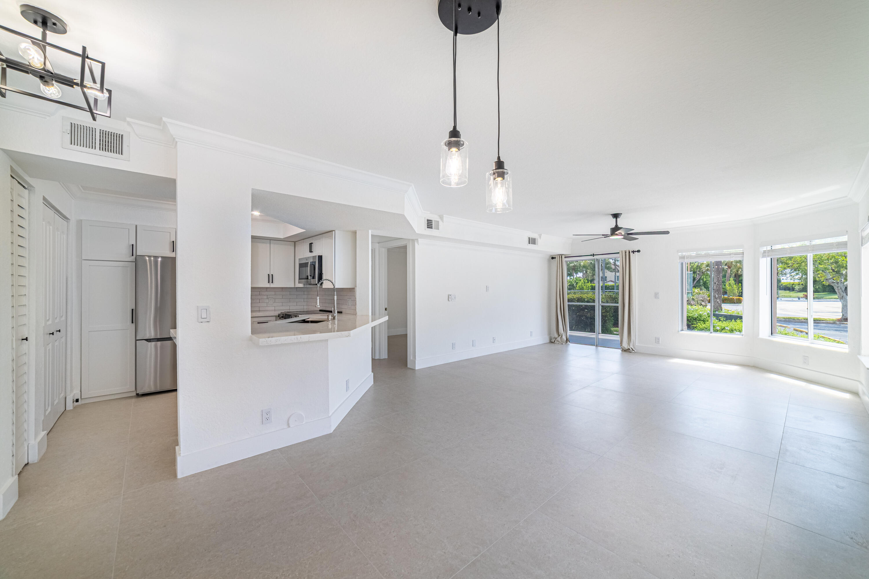 CASABLANCA ISLES CONDO - Residential Lease