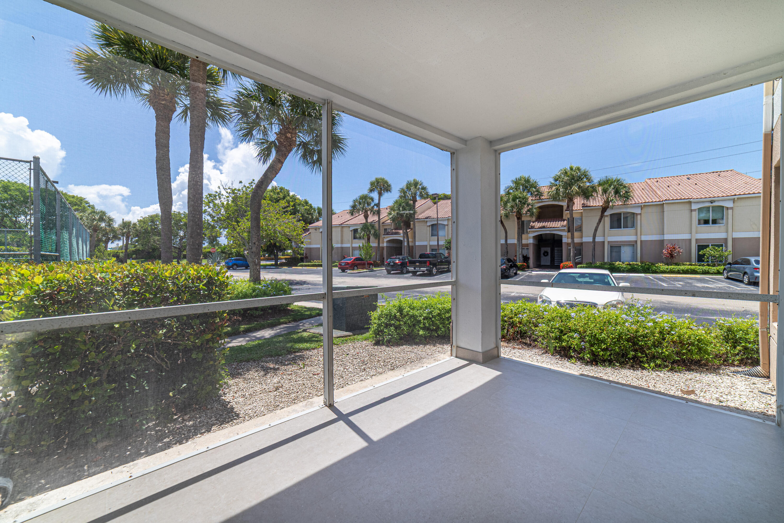 CASABLANCA ISLES CONDO - Residential Lease