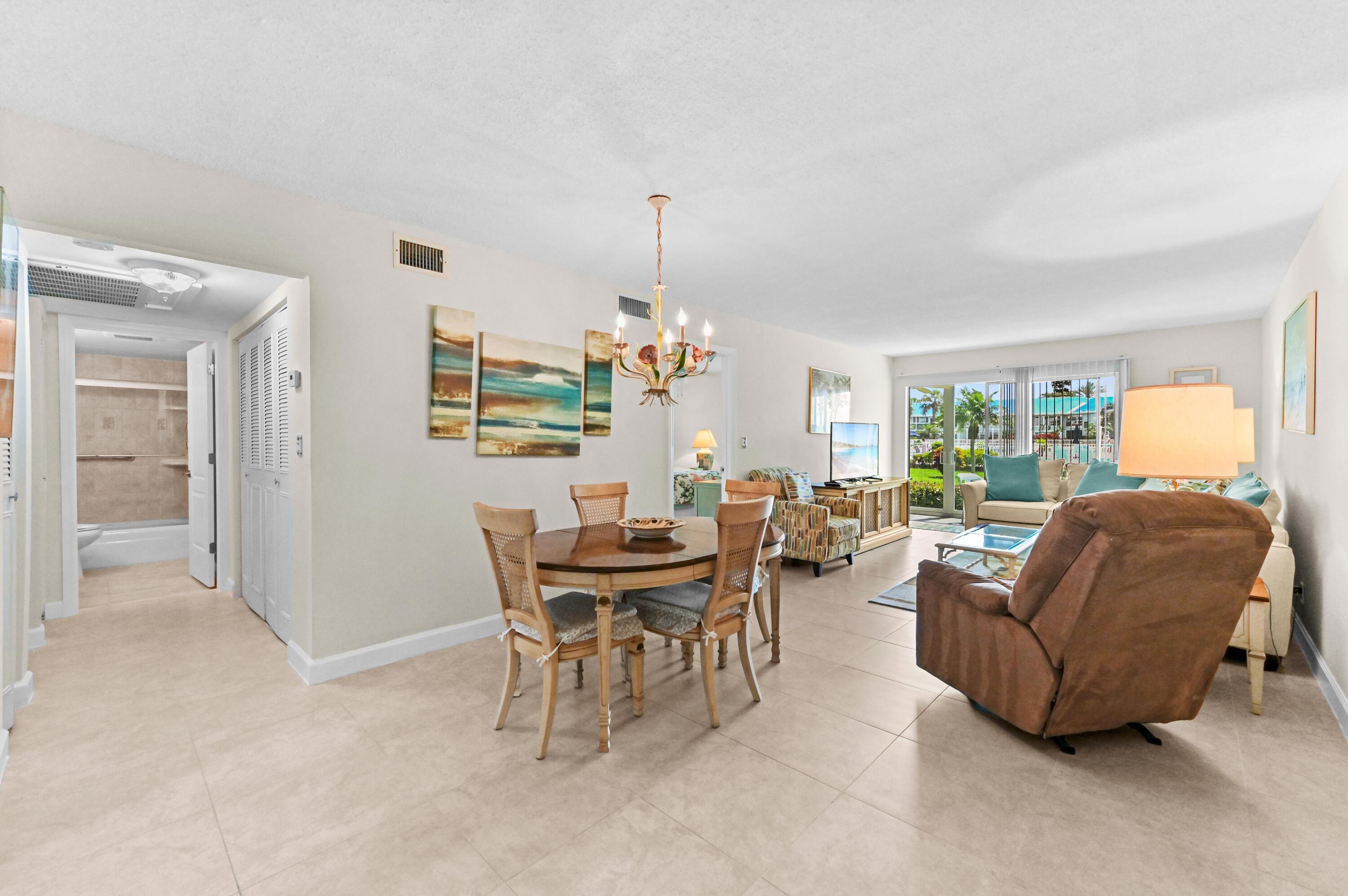 QUEENS COVE HOUSE - Residential
