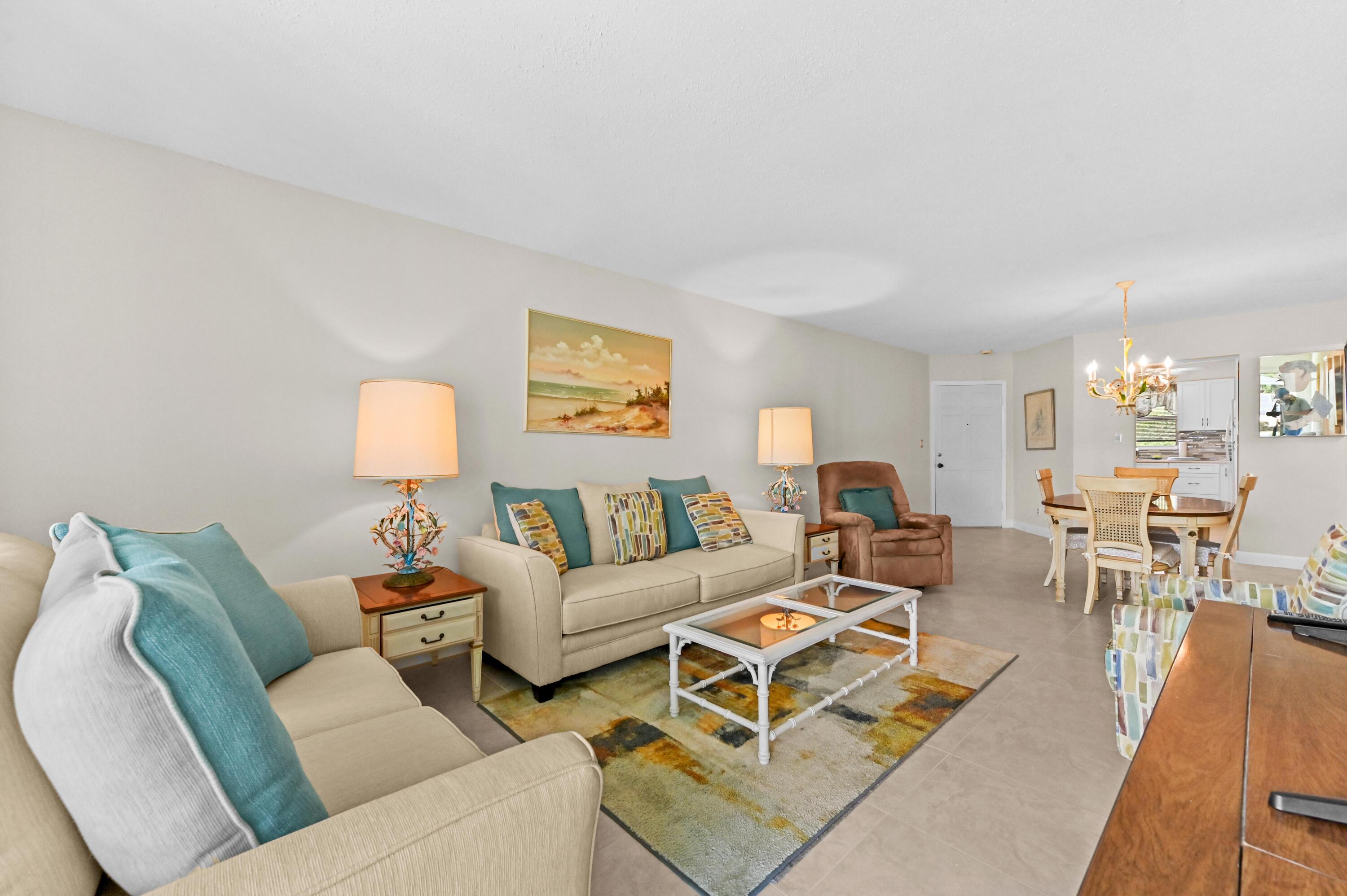 QUEENS COVE HOUSE - Residential