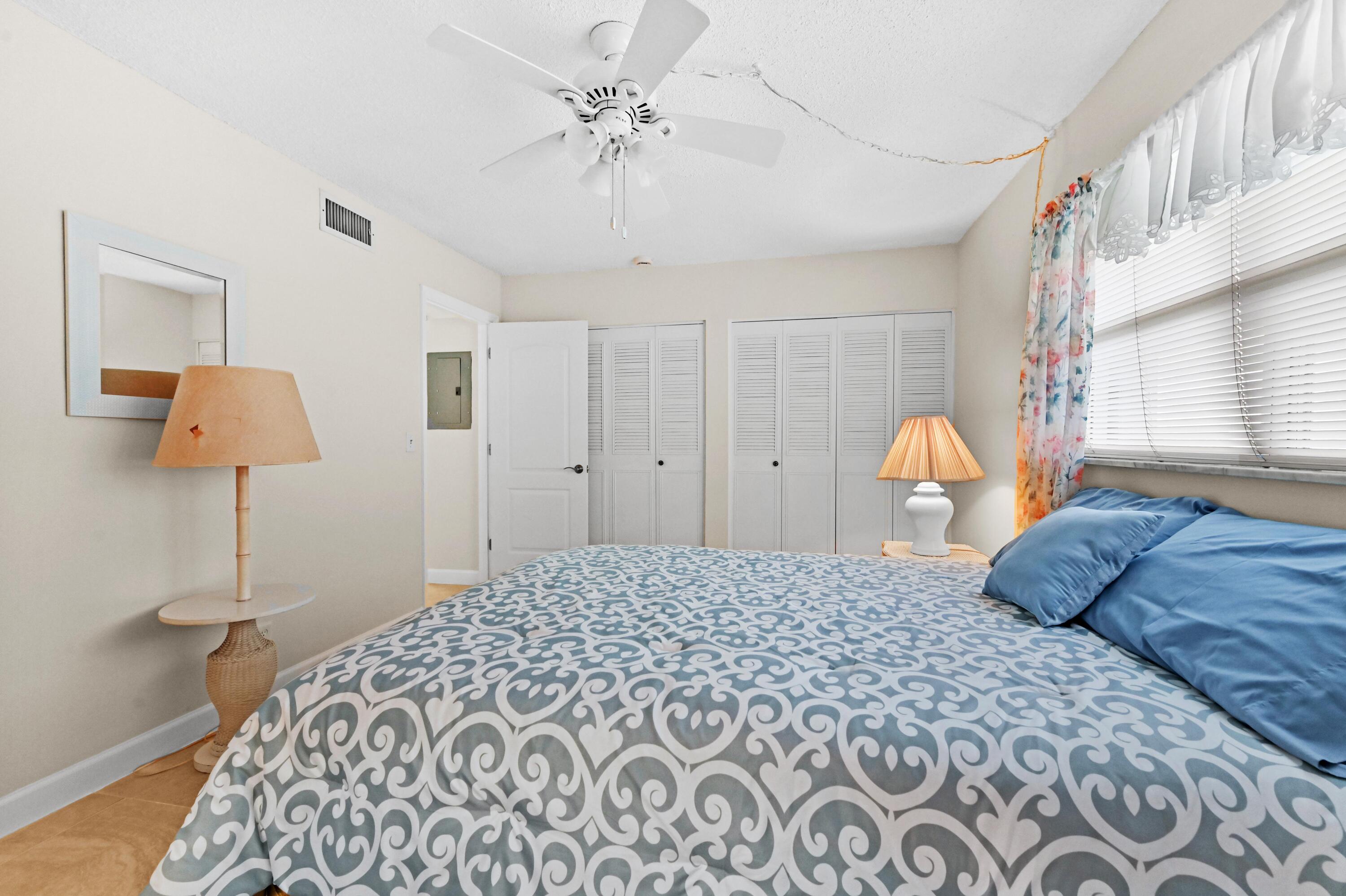 QUEENS COVE HOUSE - Residential