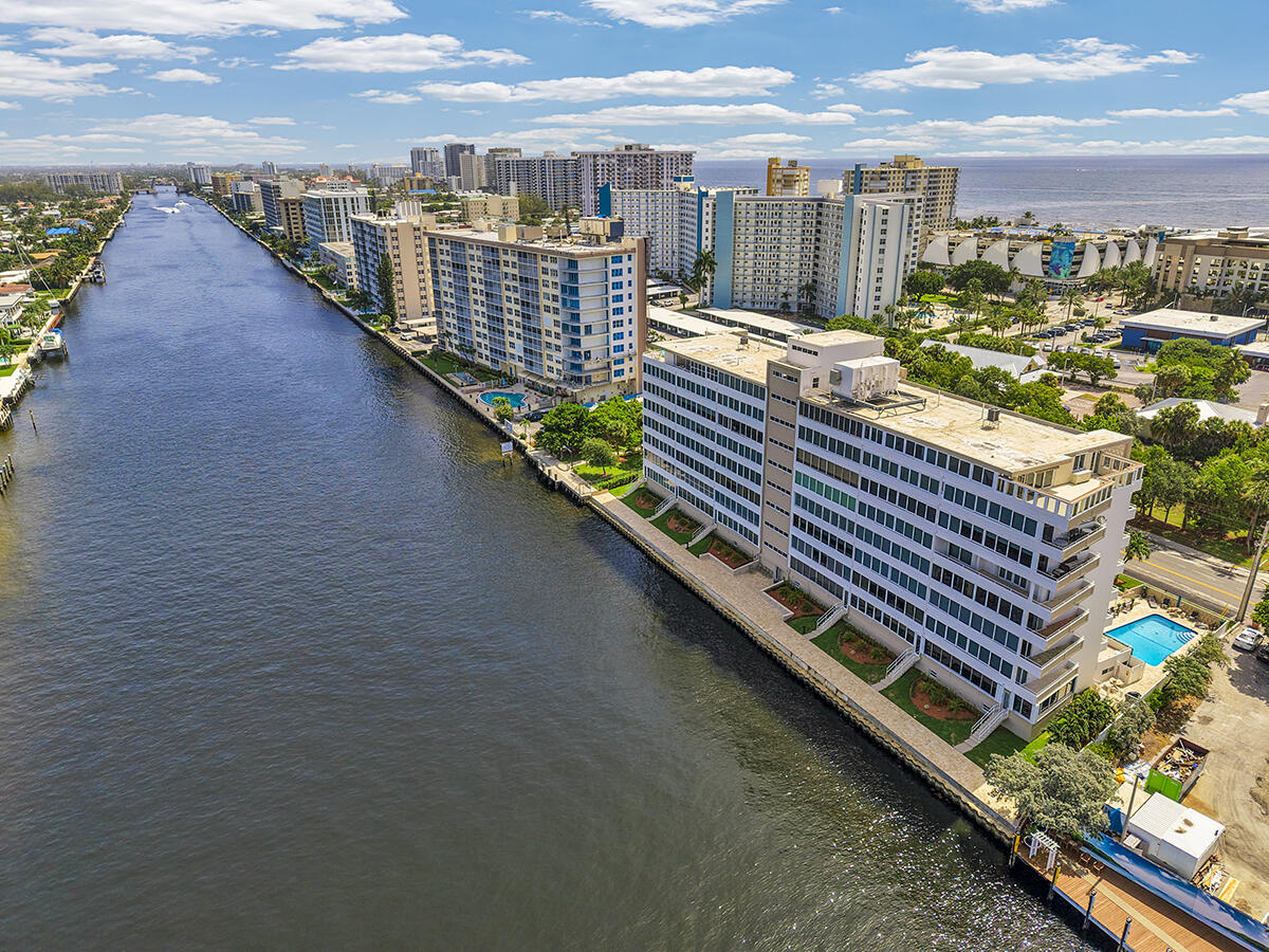 HARBOR HOUSE APARTMENT CO-OP - Residential
