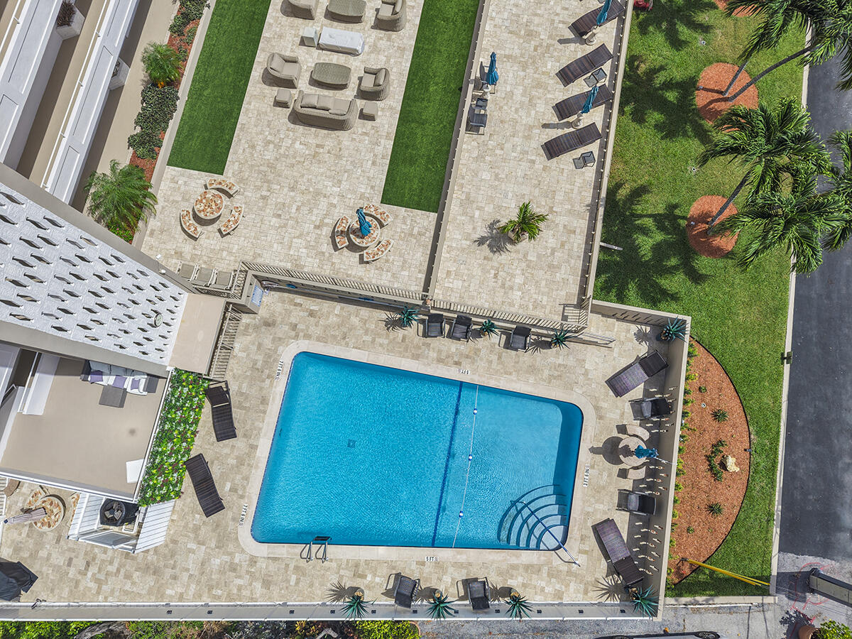 HARBOR HOUSE APARTMENT CO-OP - Residential