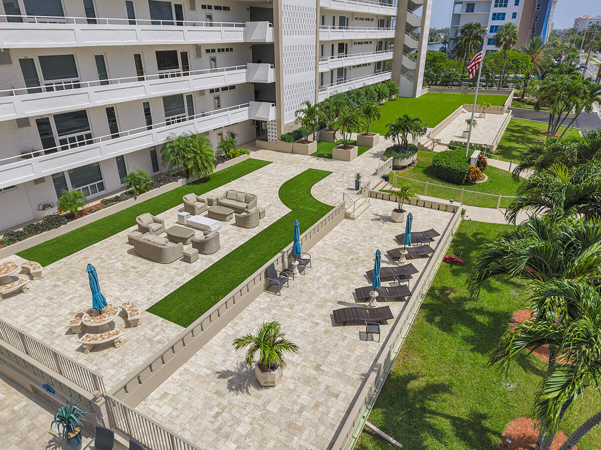 HARBOR HOUSE APARTMENT CO-OP - Residential