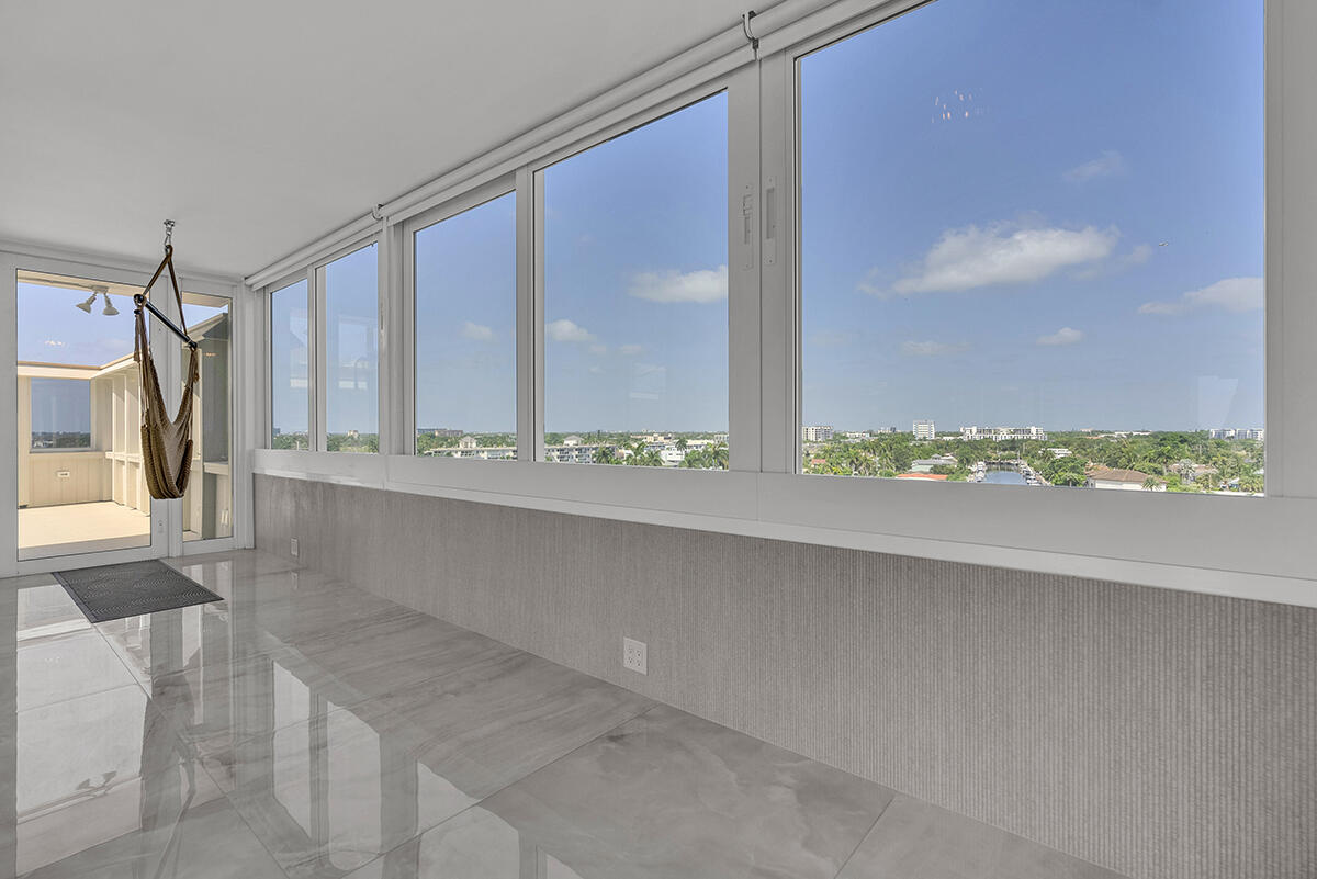 HARBOR HOUSE APARTMENT CO-OP - Residential