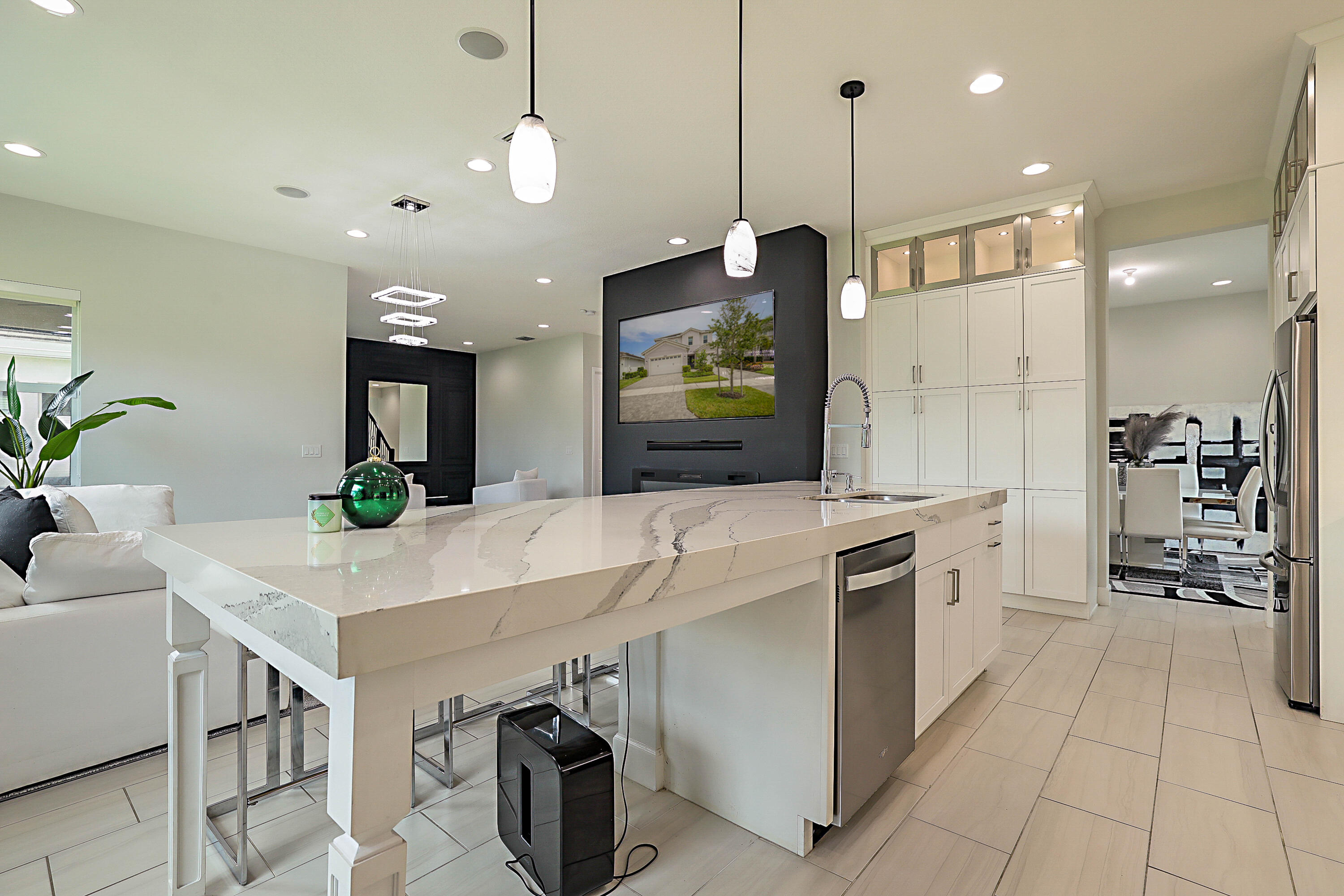 GROVES OF WESTLAKE - Residential