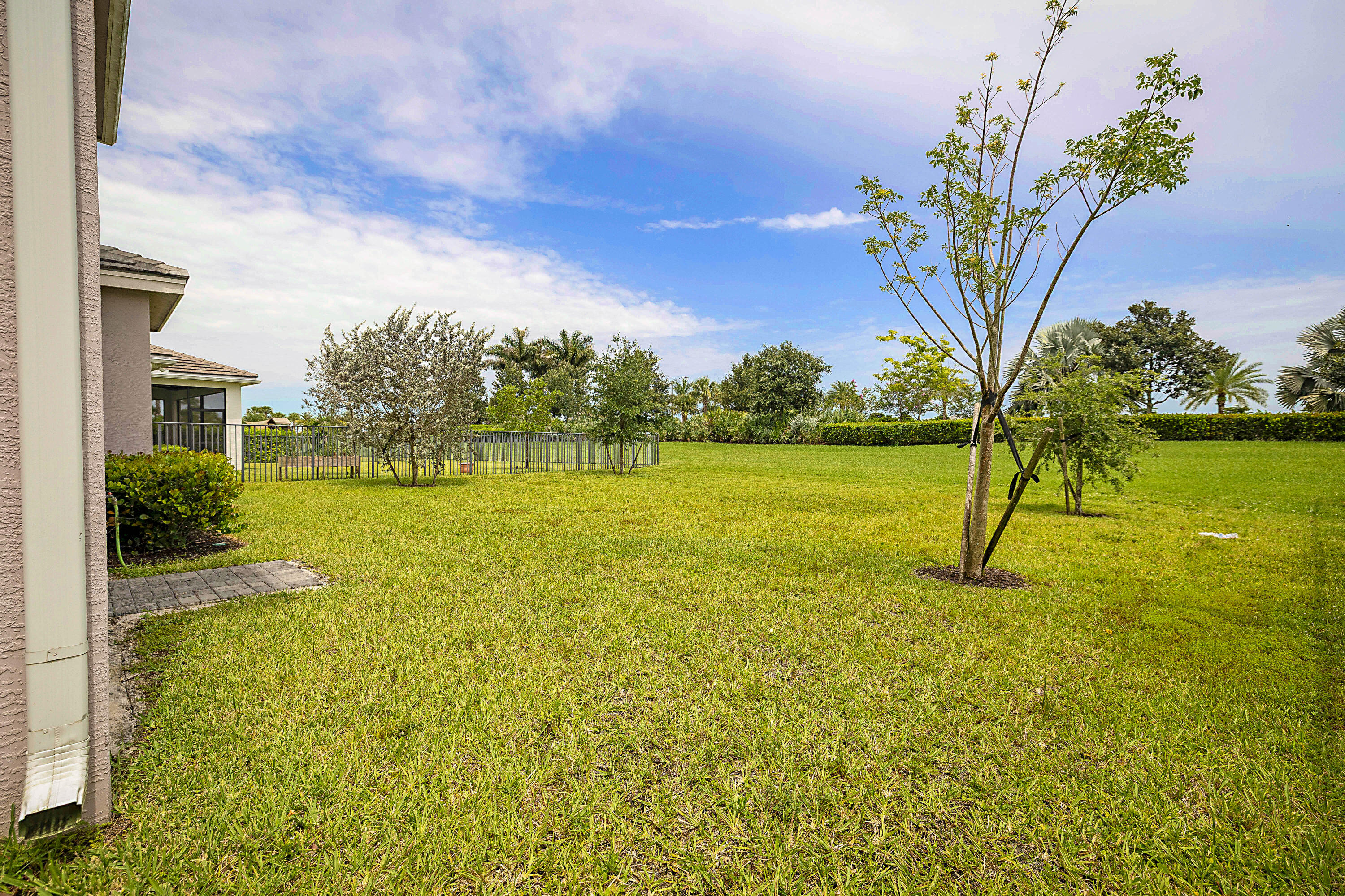 GROVES OF WESTLAKE - Residential