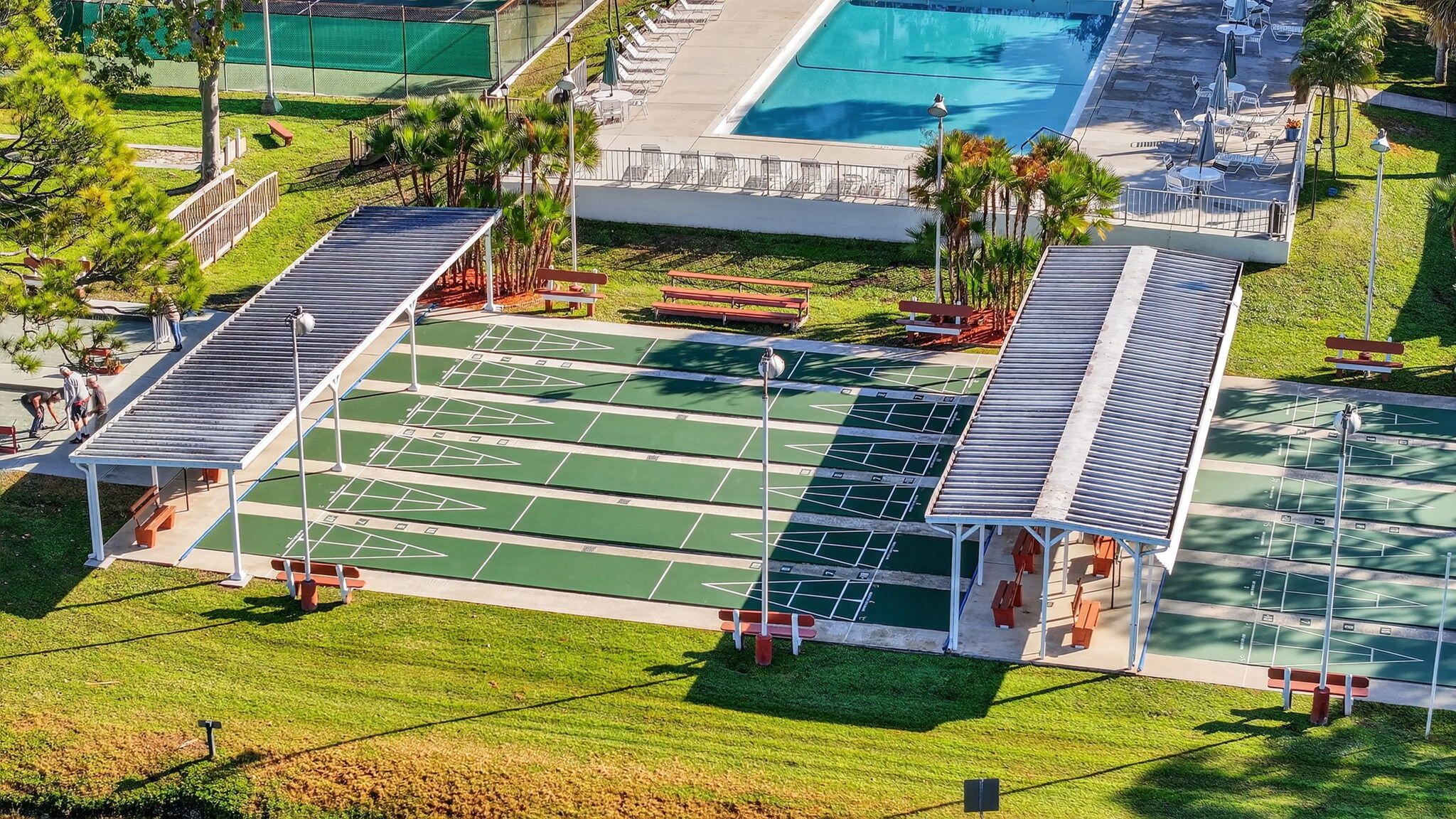 SPANISH LAKES ONE LEASEHOLD ESTATES - Residential