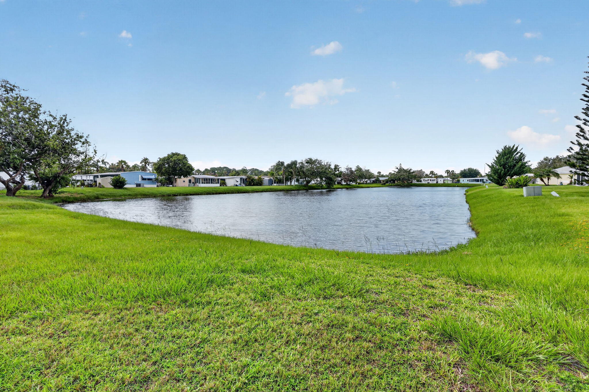 SPANISH LAKES ONE LEASEHOLD ESTATES - Residential
