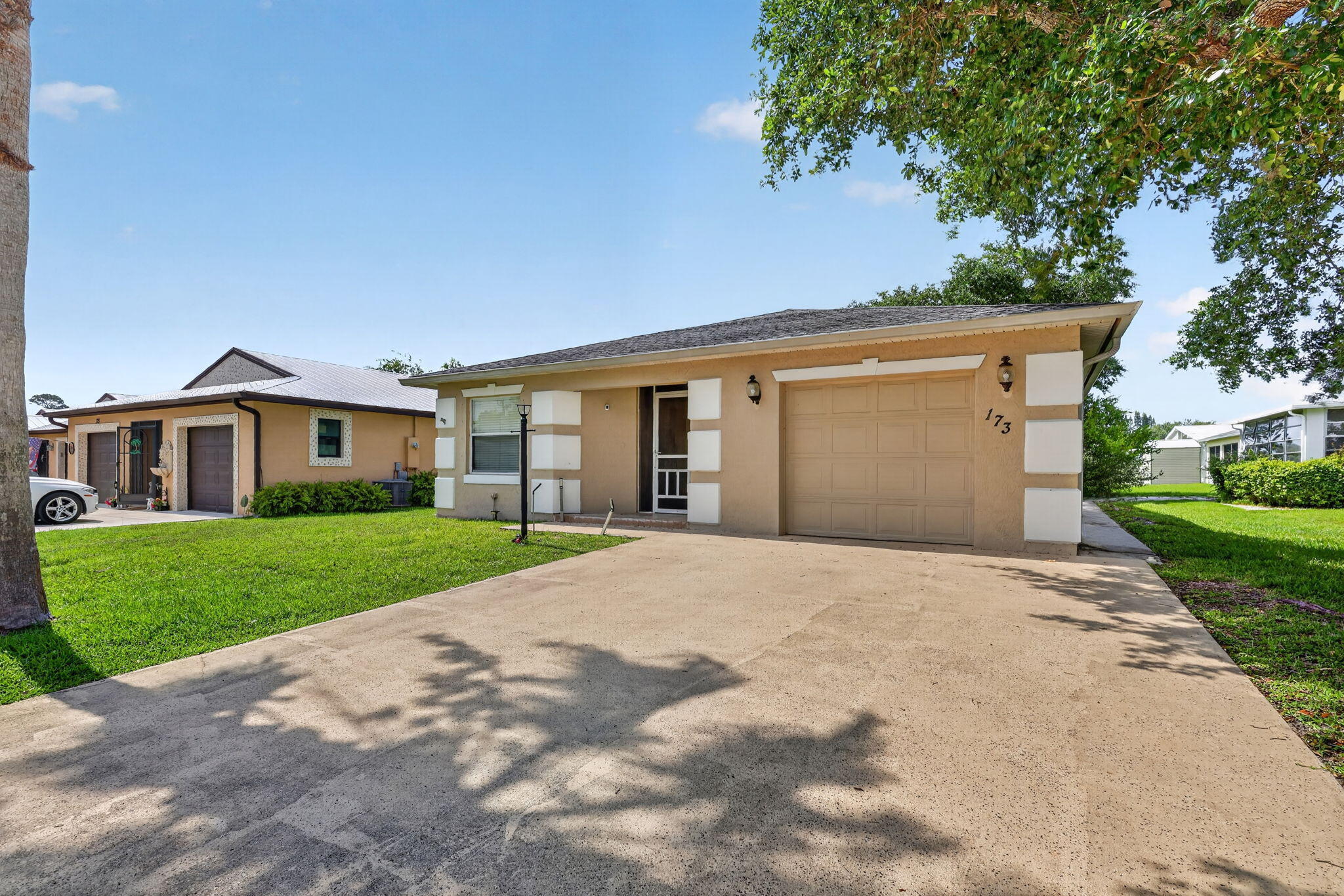 SPANISH LAKES ONE LEASEHOLD ESTATES - Residential
