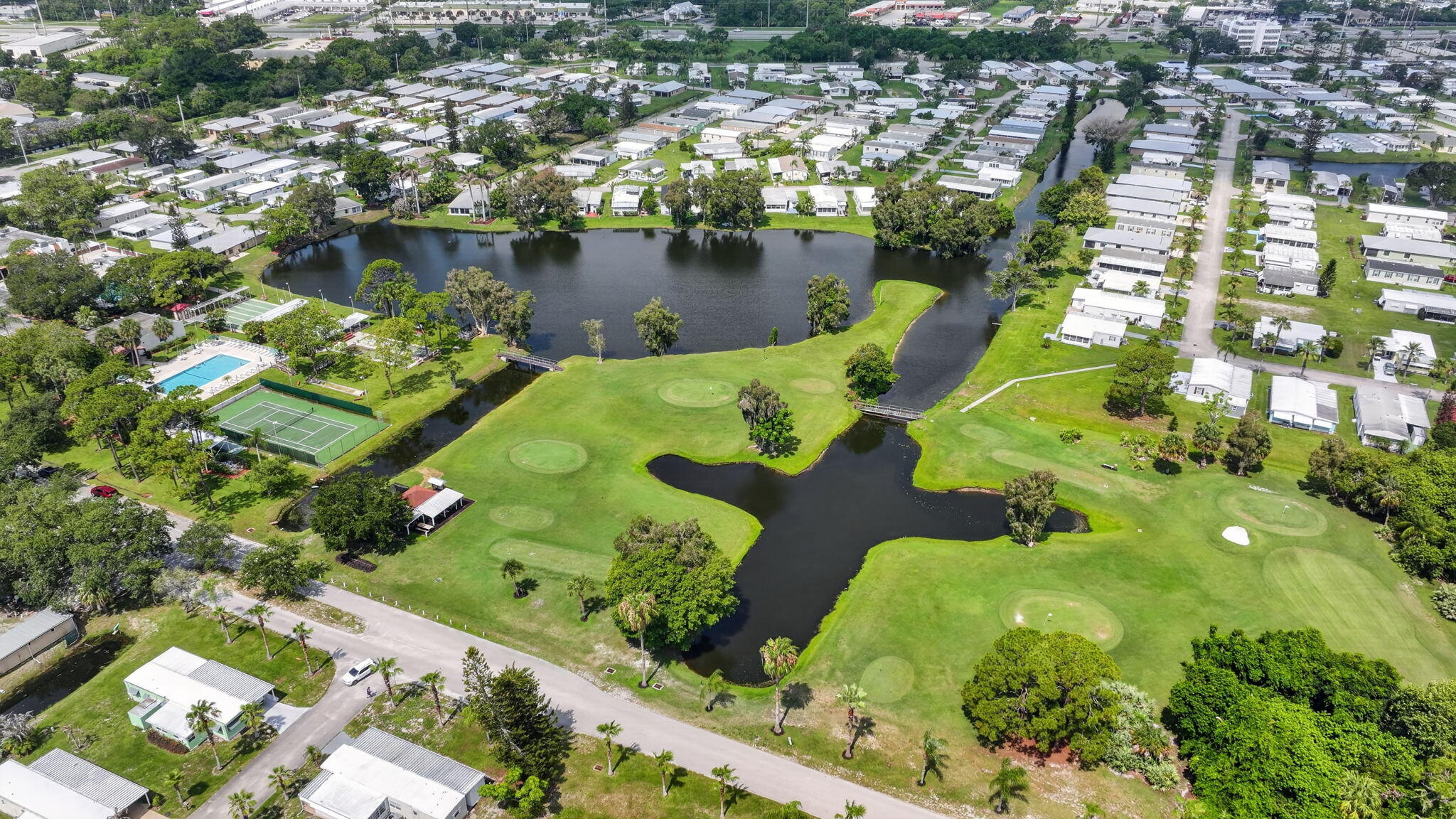SPANISH LAKES ONE LEASEHOLD ESTATES - Residential