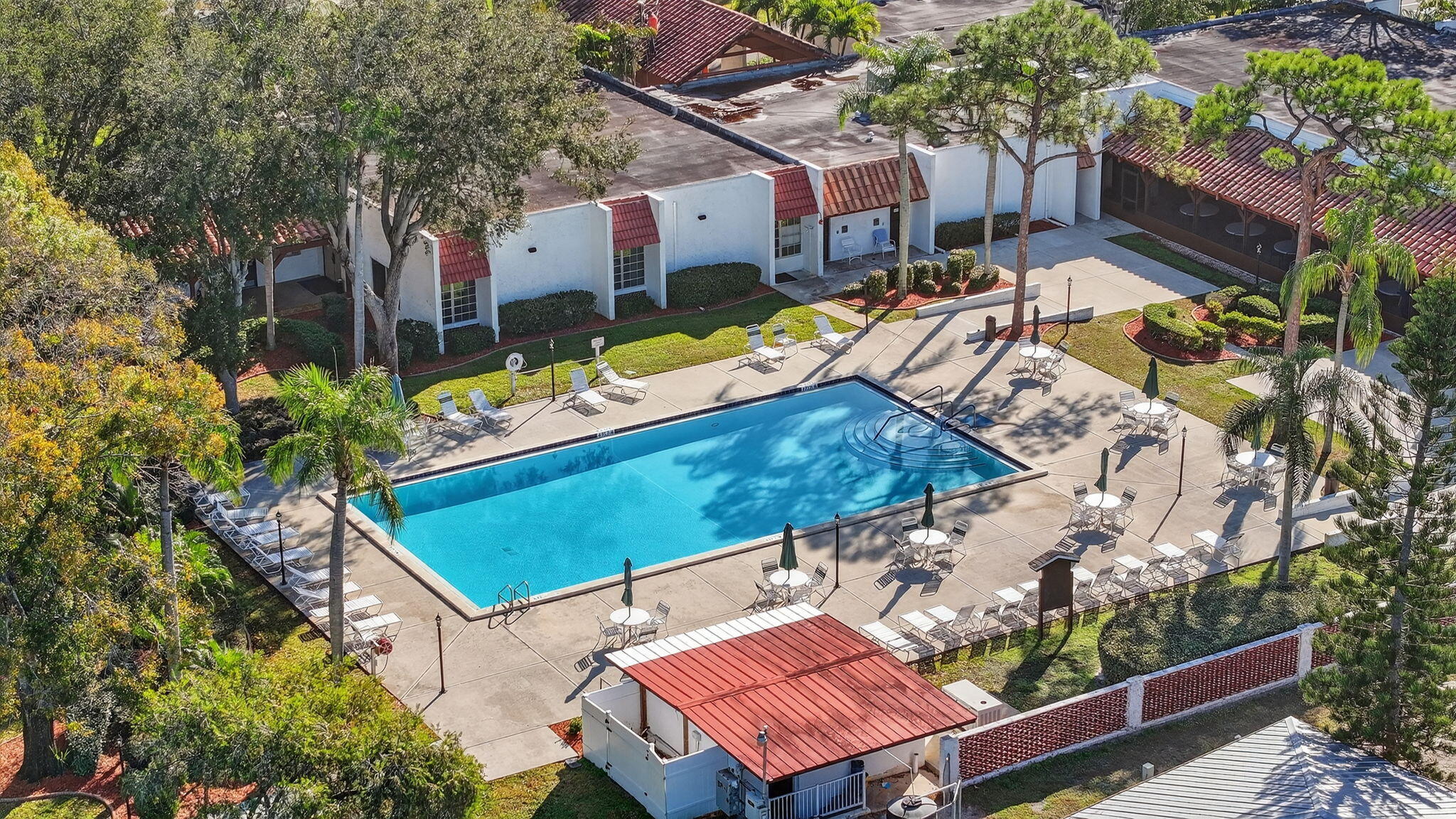 SPANISH LAKES ONE LEASEHOLD ESTATES - Residential