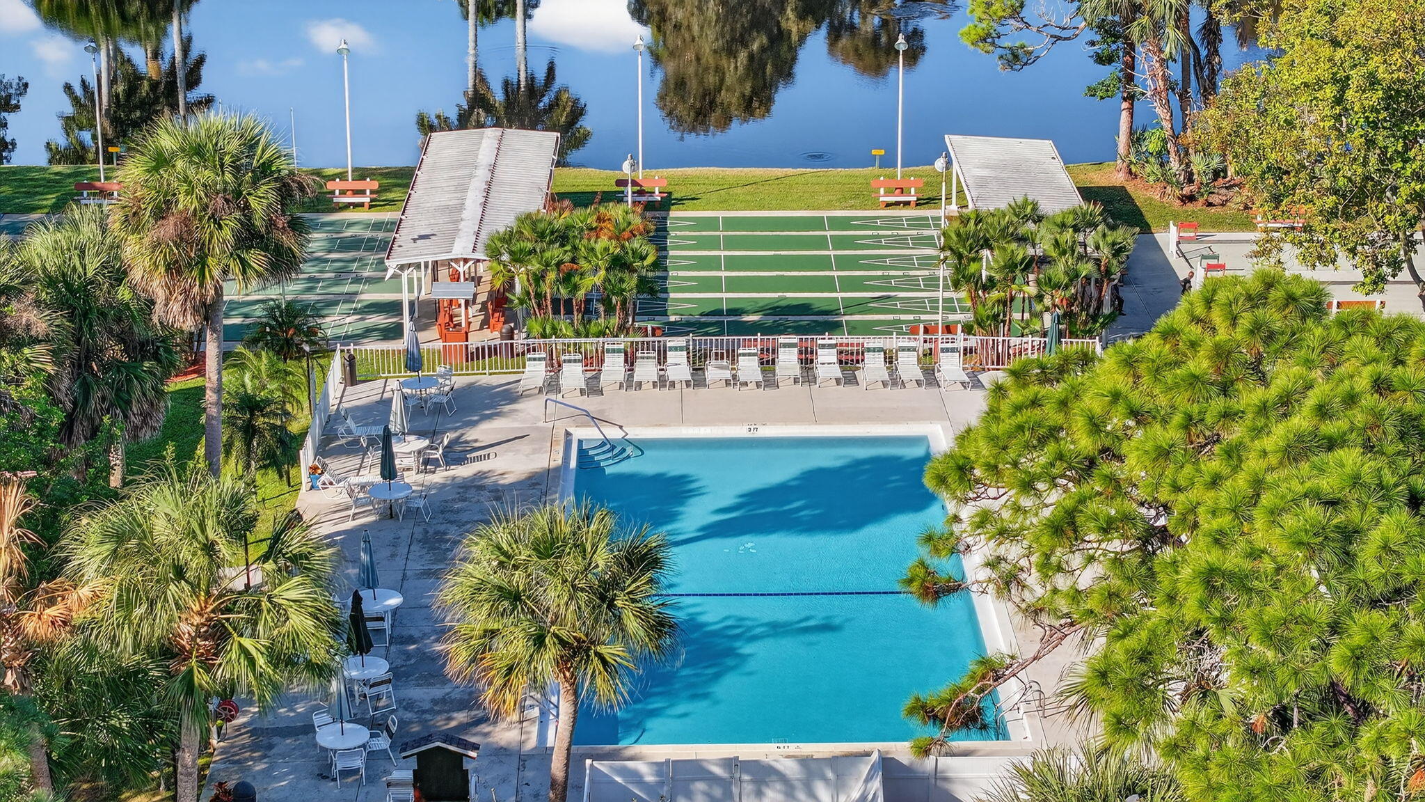 SPANISH LAKES ONE LEASEHOLD ESTATES - Residential