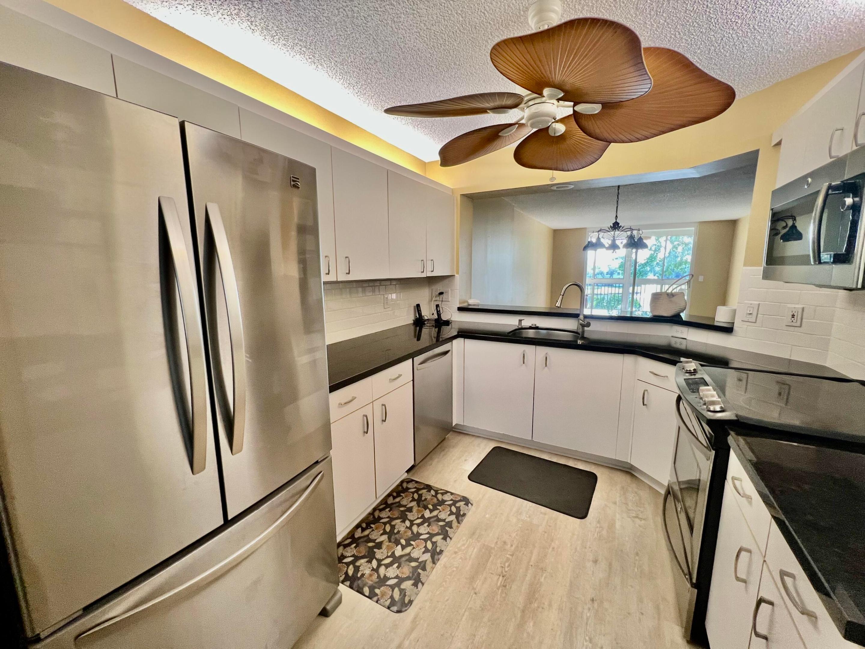 WELDON CONDOMINIUM - Residential