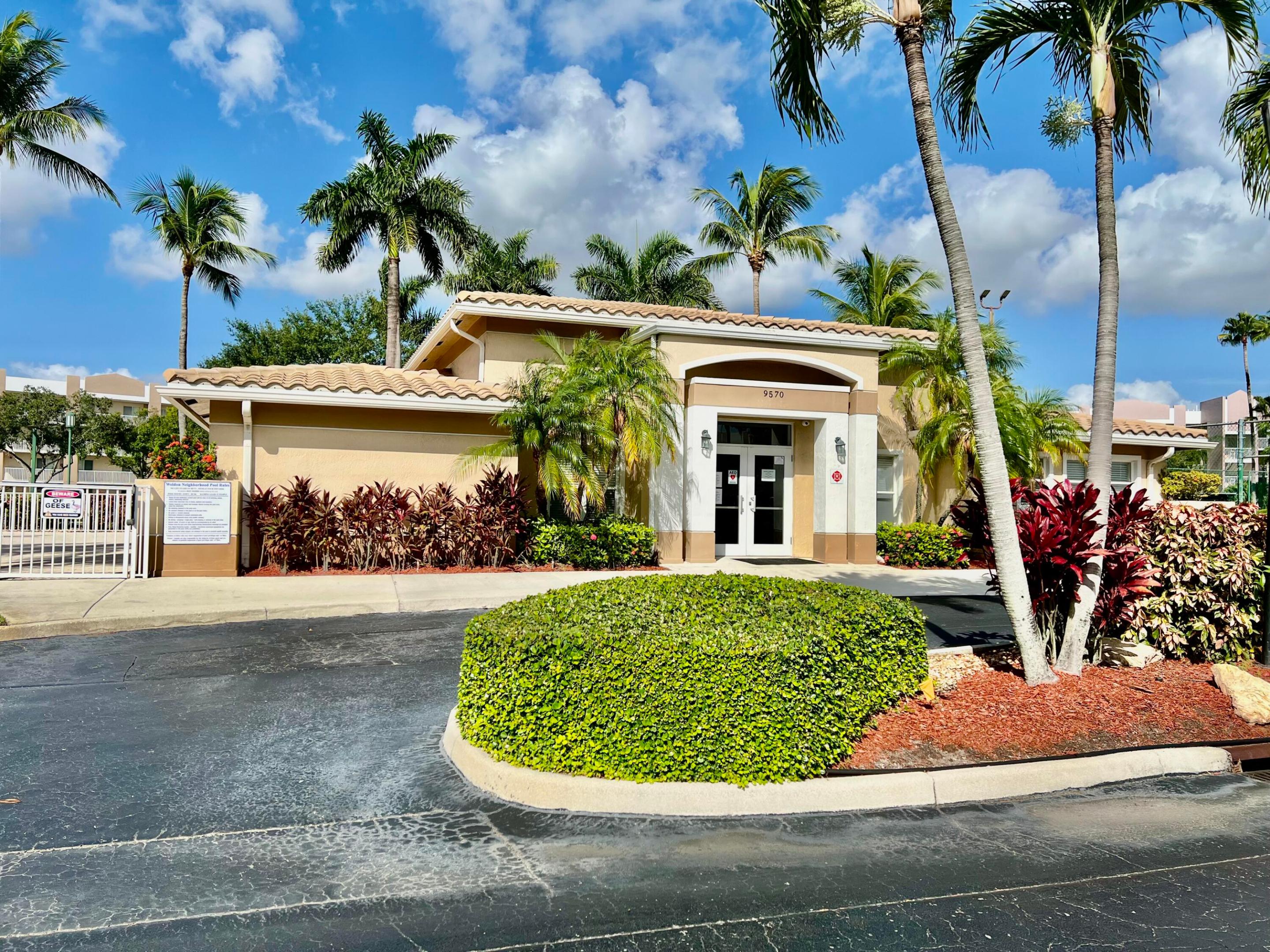 WELDON CONDOMINIUM - Residential