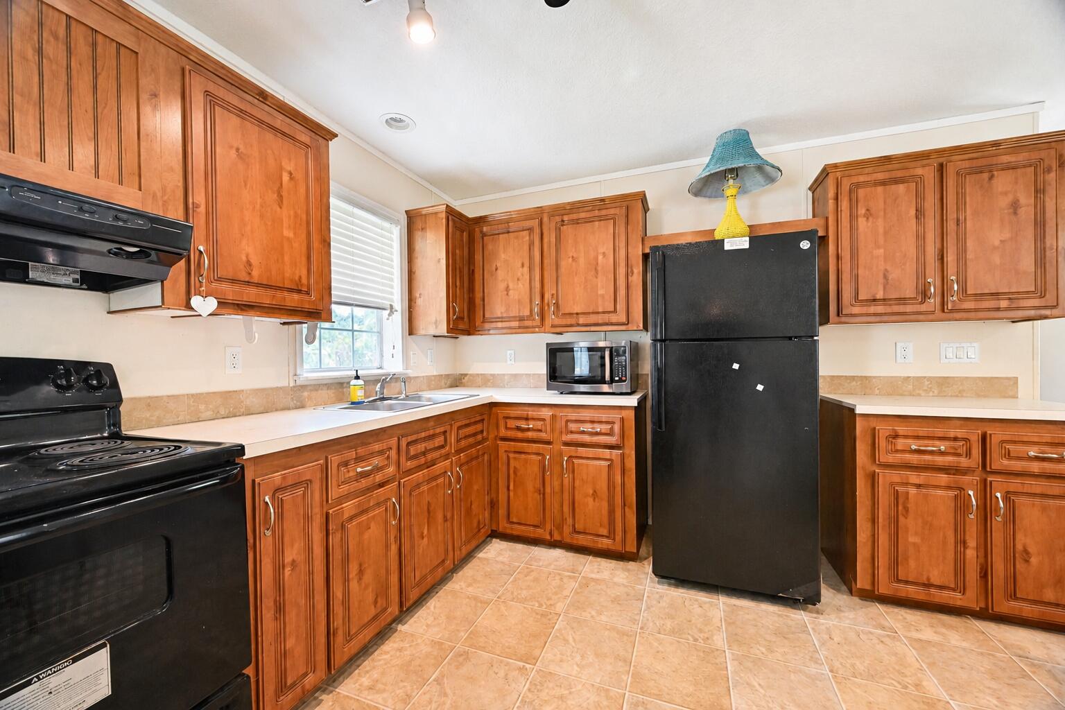 SUNSHINE PARKWAY MANOR UNRECORDED - Residential