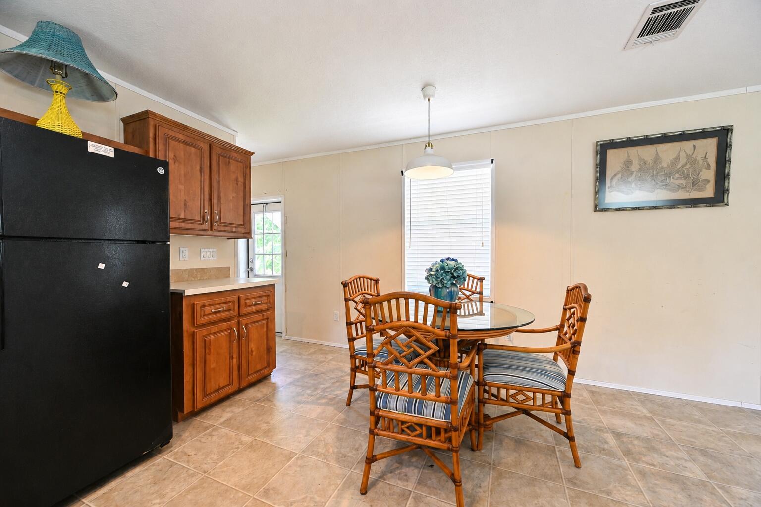 SUNSHINE PARKWAY MANOR UNRECORDED - Residential