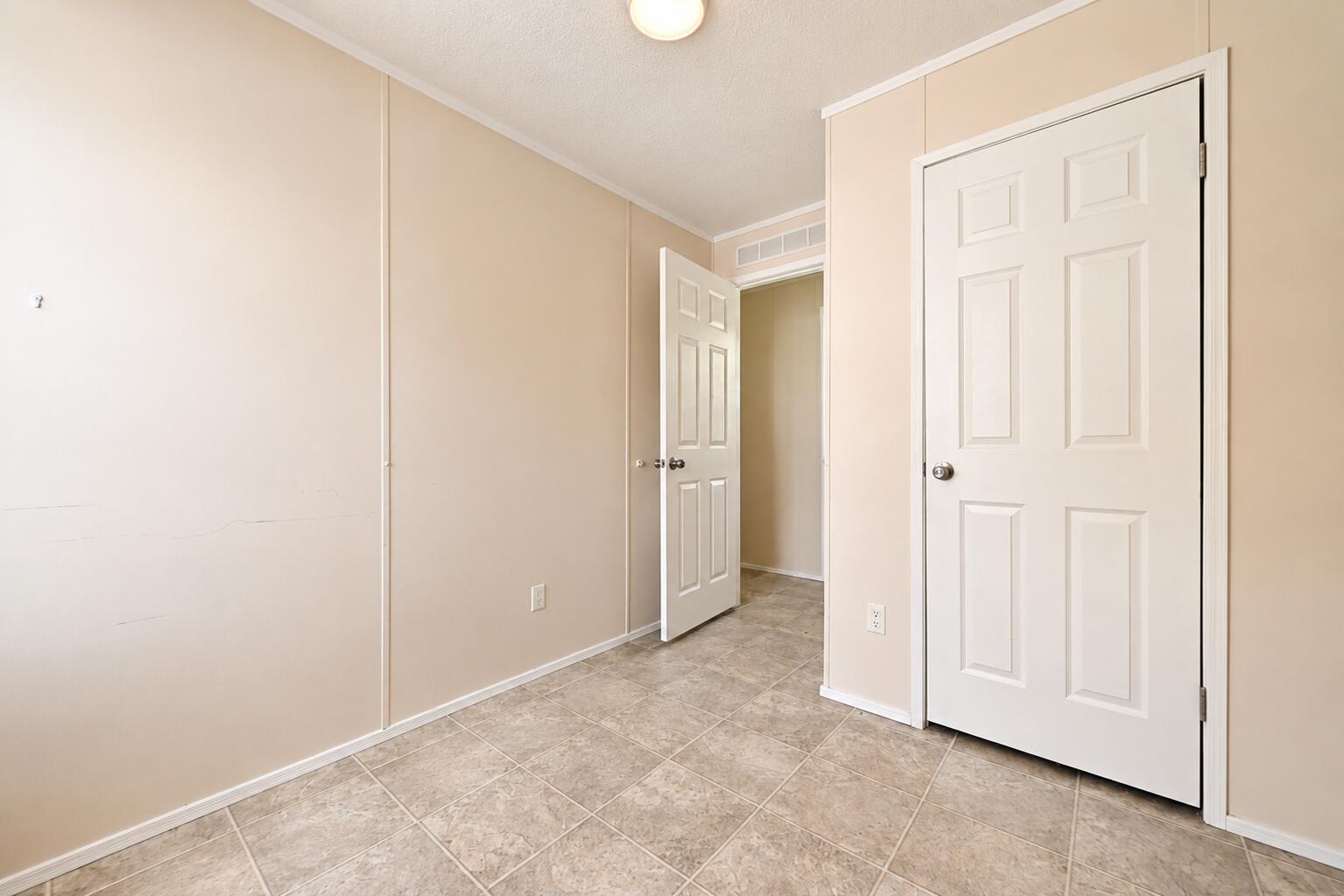 SUNSHINE PARKWAY MANOR UNRECORDED - Residential