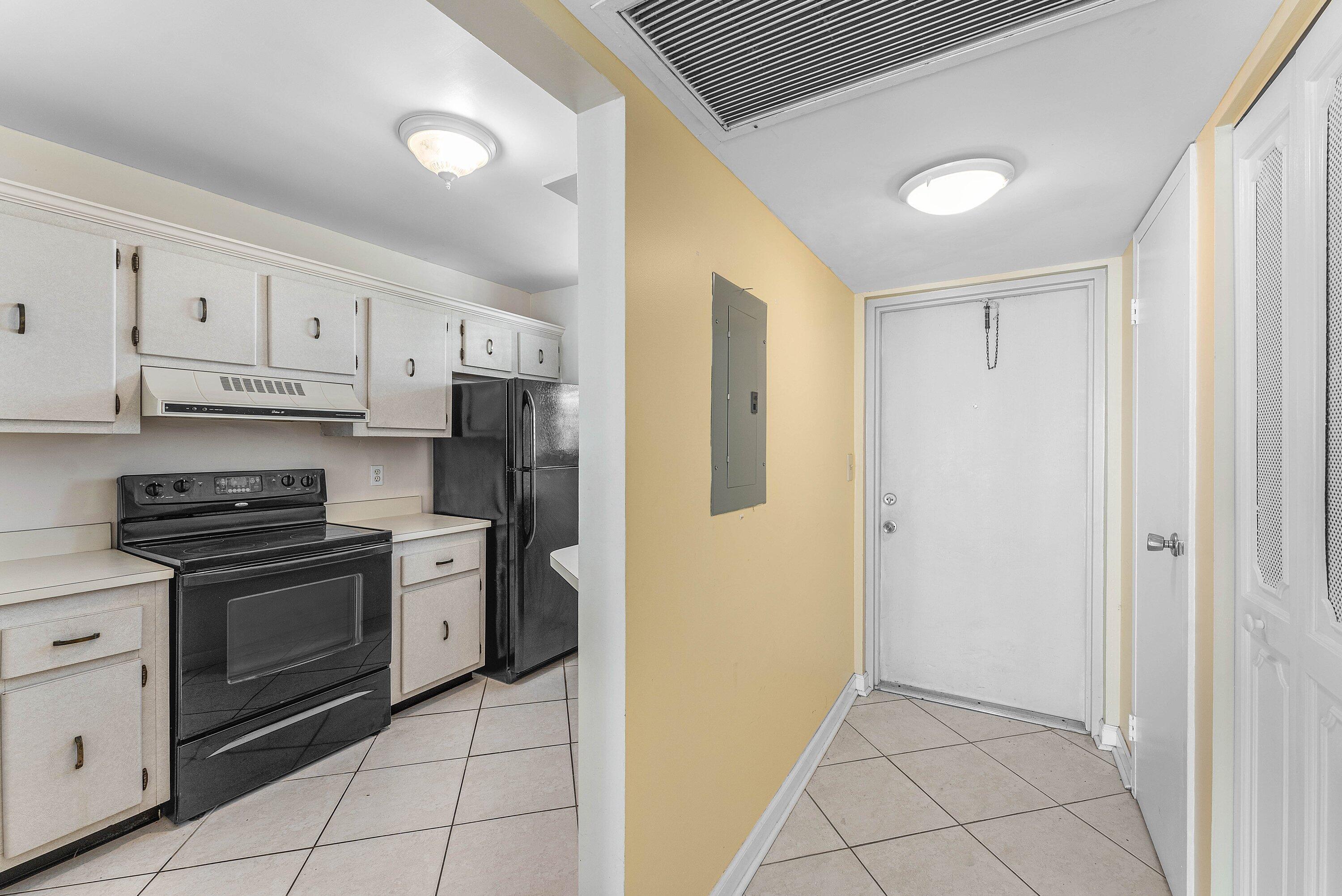 PALM BEACH HARBOUR CLUB CONDO - Residential
