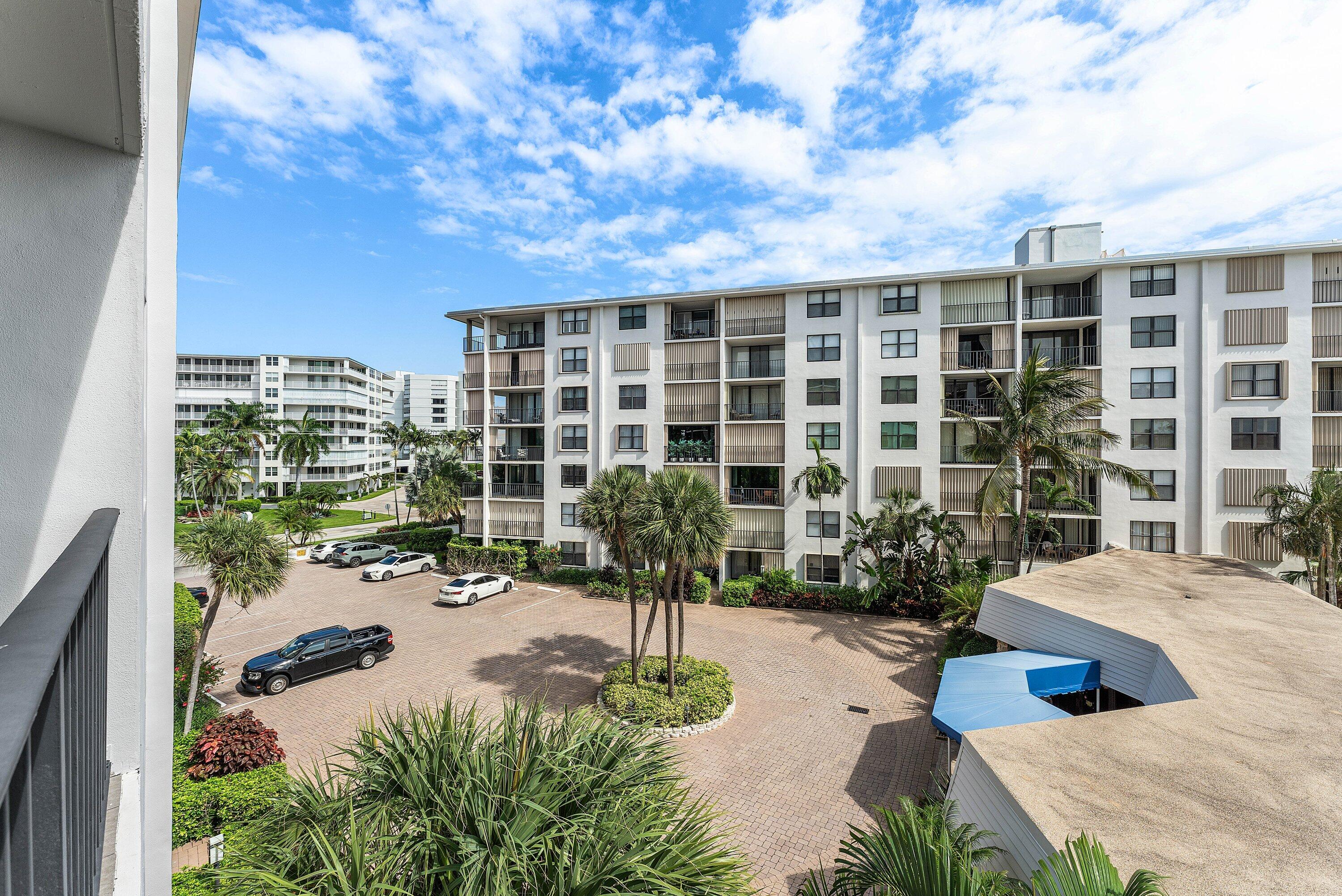 PALM BEACH HARBOUR CLUB CONDO - Residential