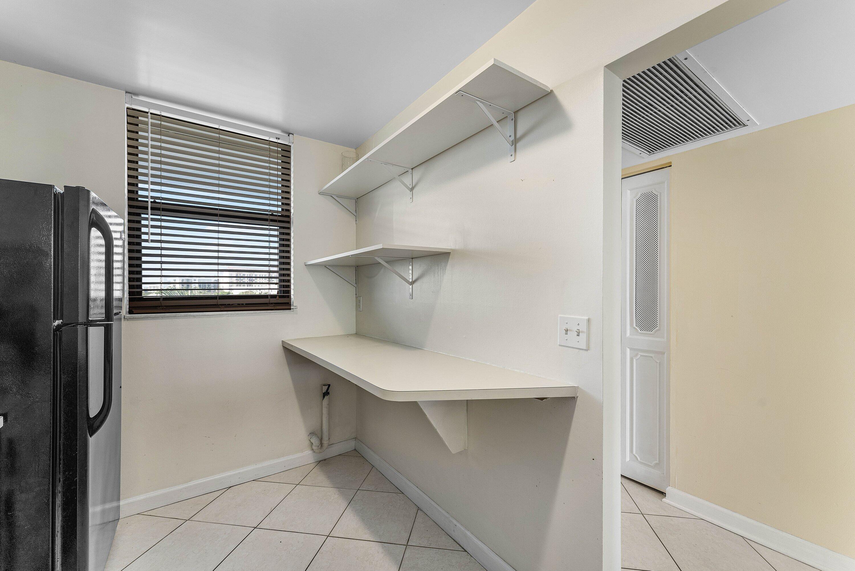 PALM BEACH HARBOUR CLUB CONDO - Residential