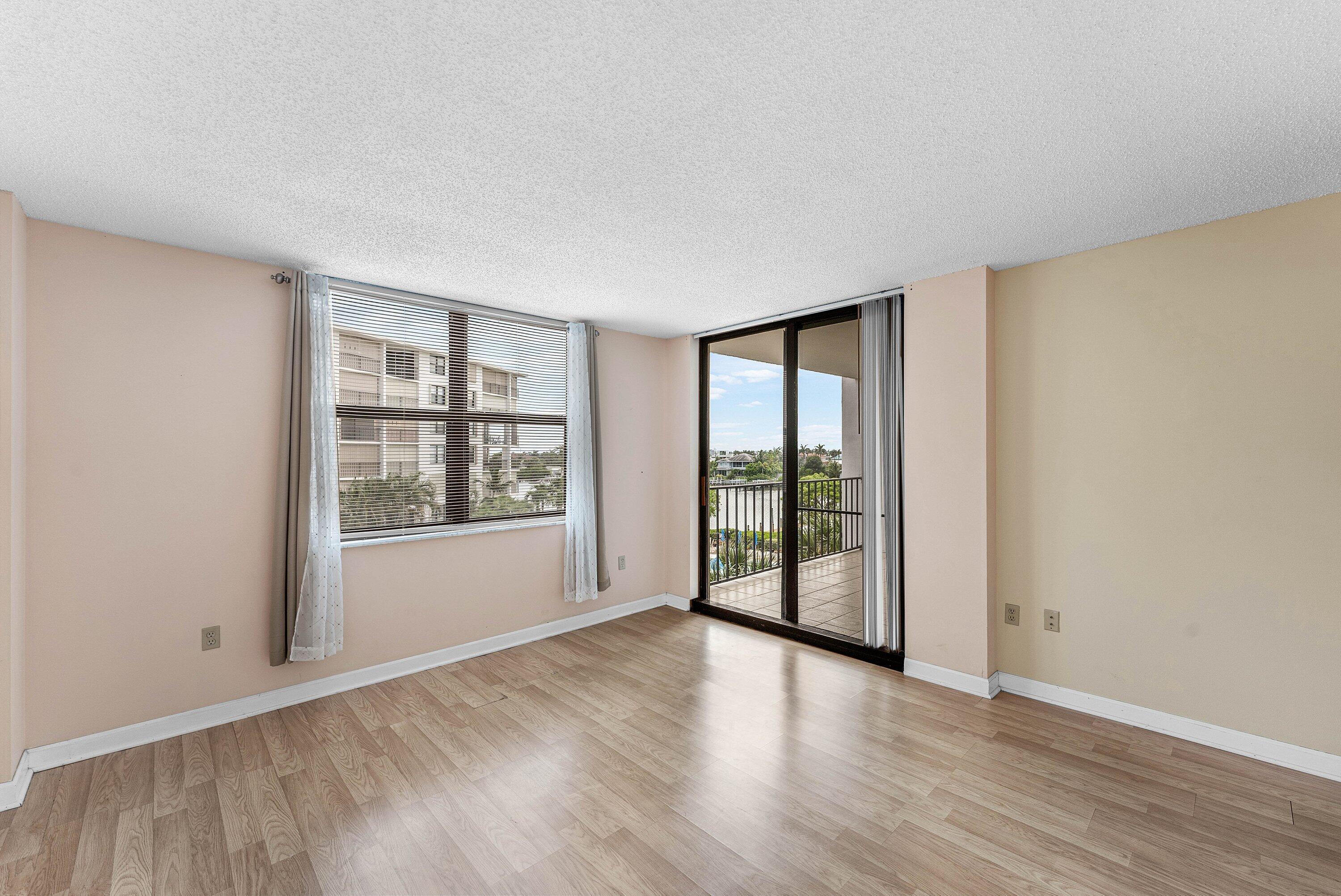 PALM BEACH HARBOUR CLUB CONDO - Residential