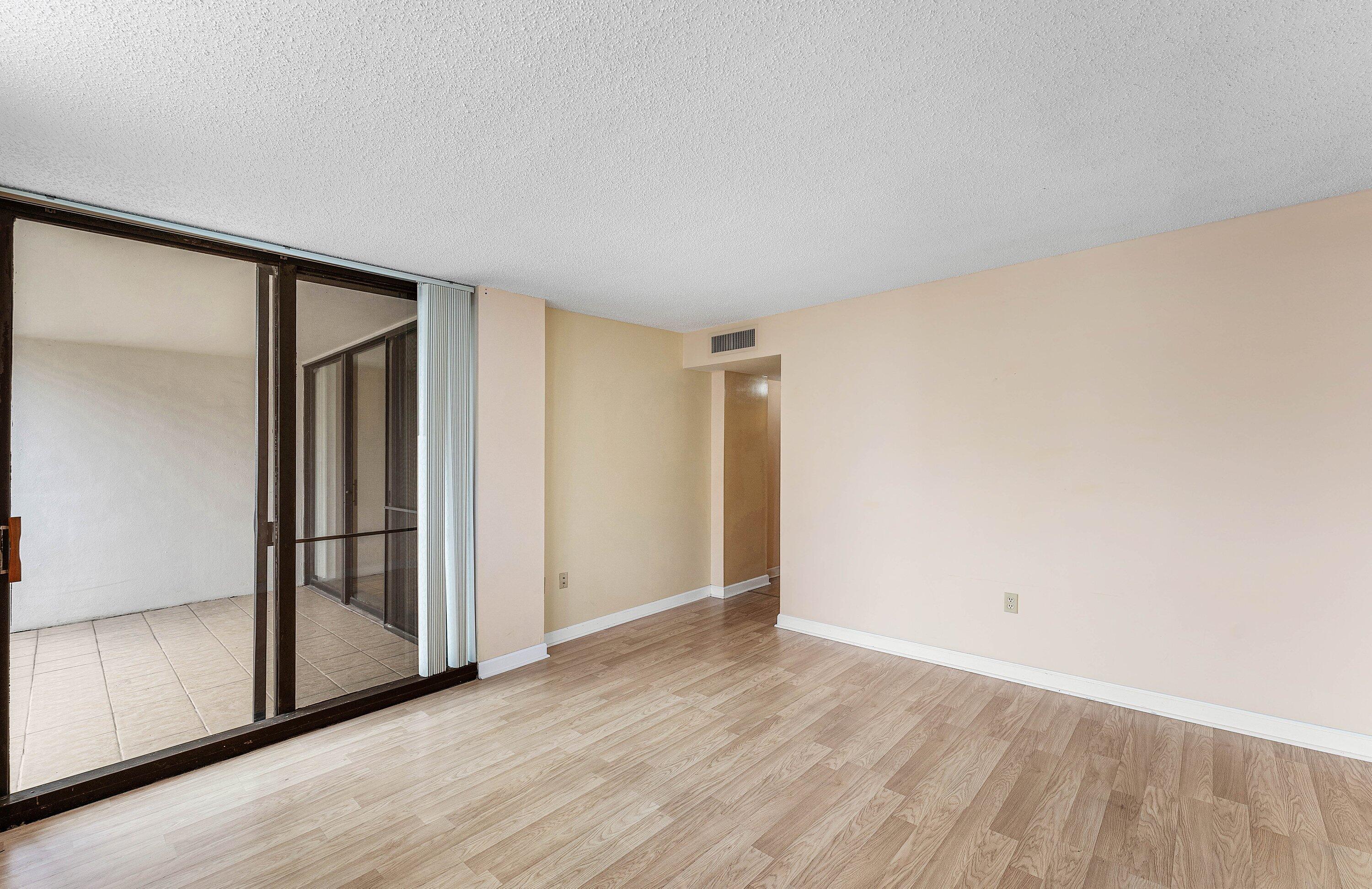 PALM BEACH HARBOUR CLUB CONDO - Residential