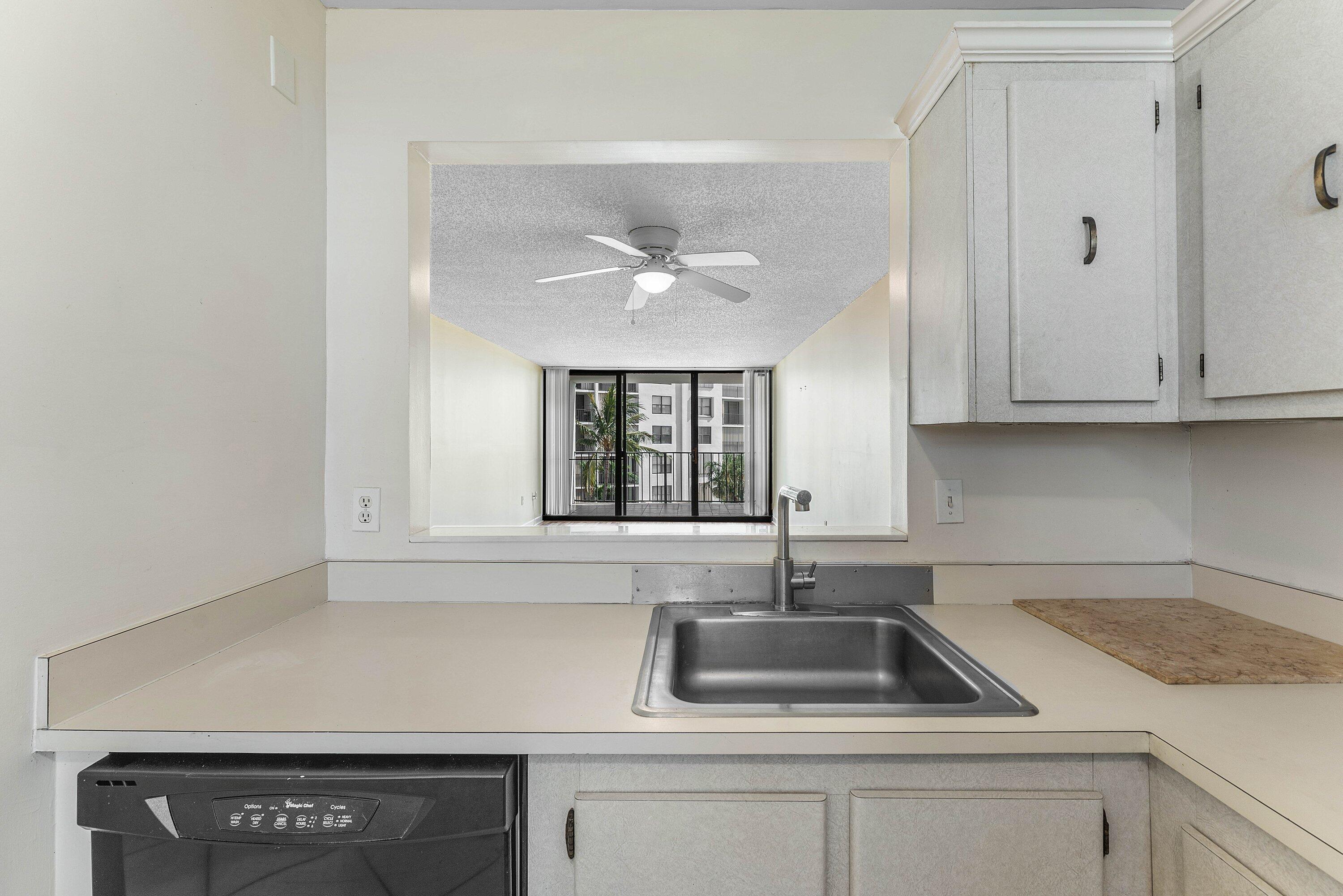 PALM BEACH HARBOUR CLUB CONDO - Residential