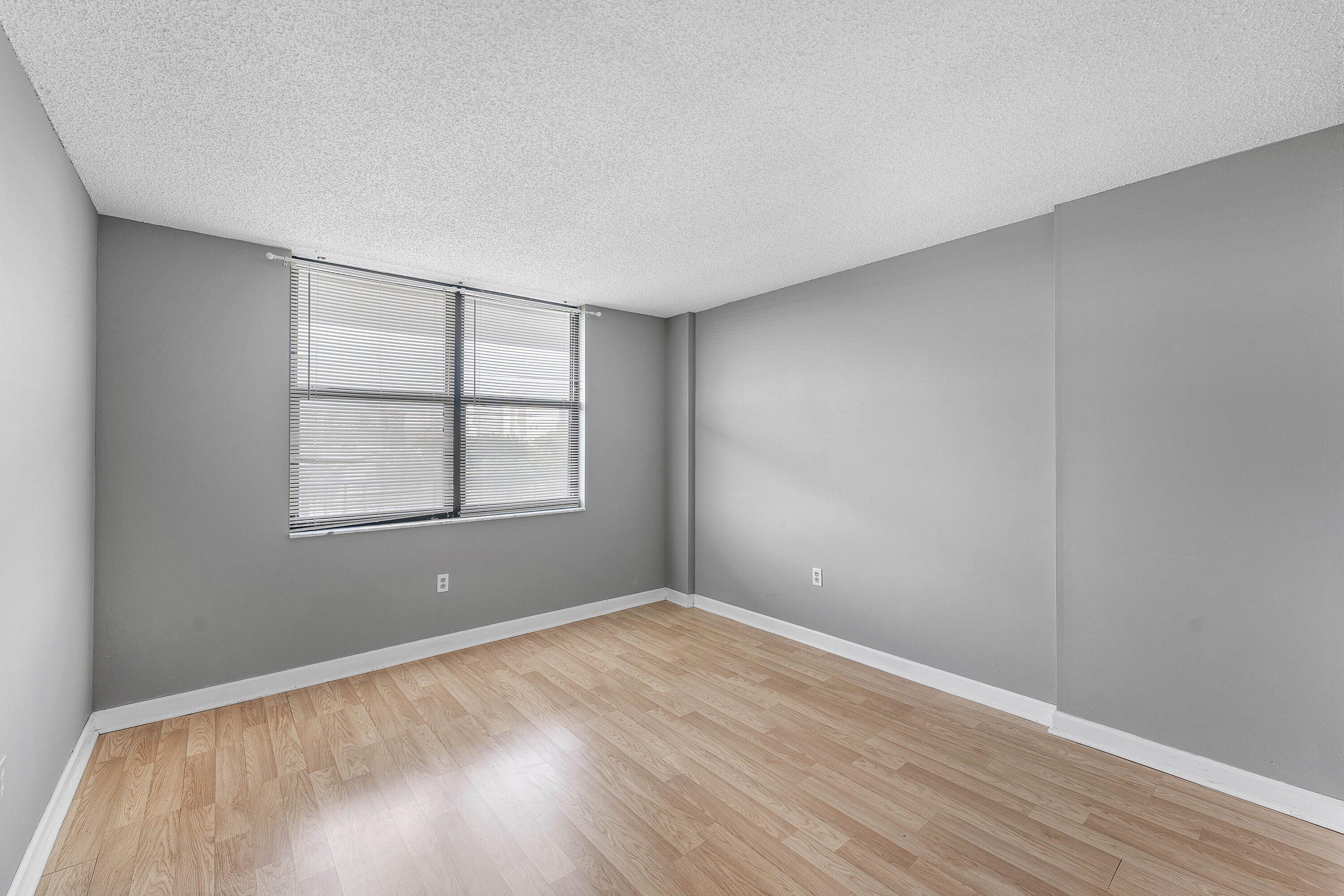 PALM BEACH HARBOUR CLUB CONDO - Residential
