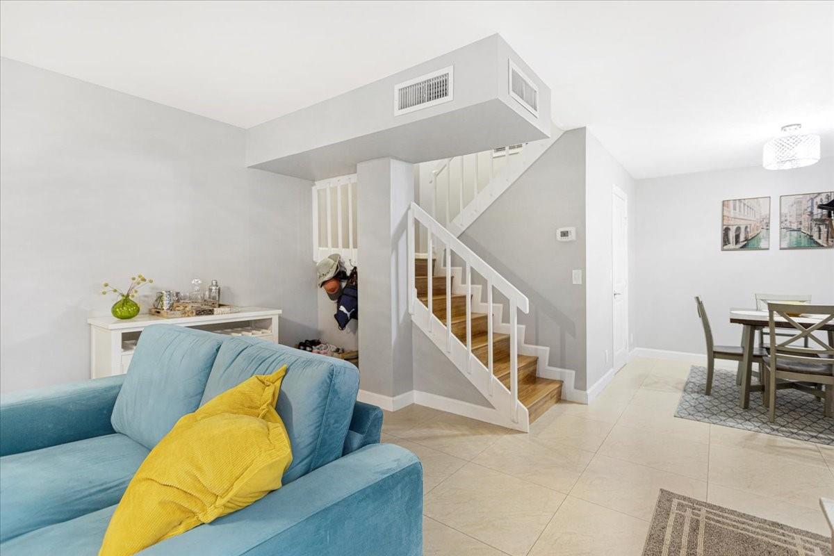 Spanish Wells - Residential