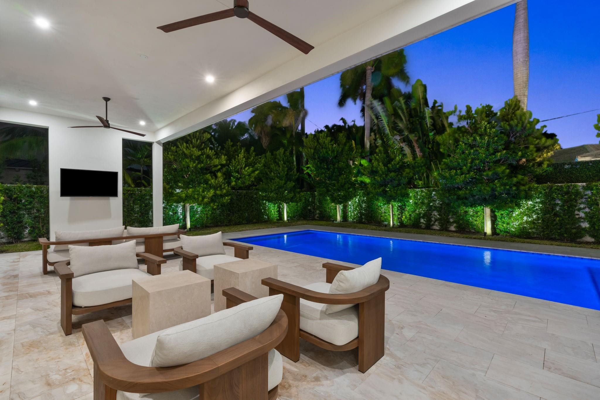Coral Ridge 21-50 B - Residential