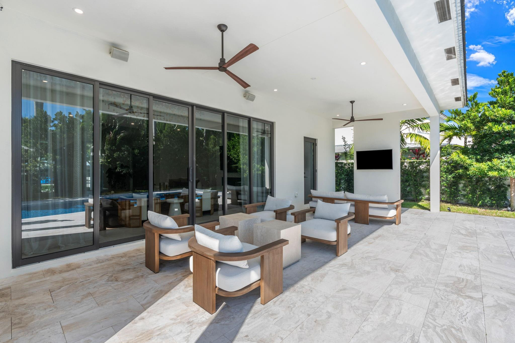 Coral Ridge 21-50 B - Residential