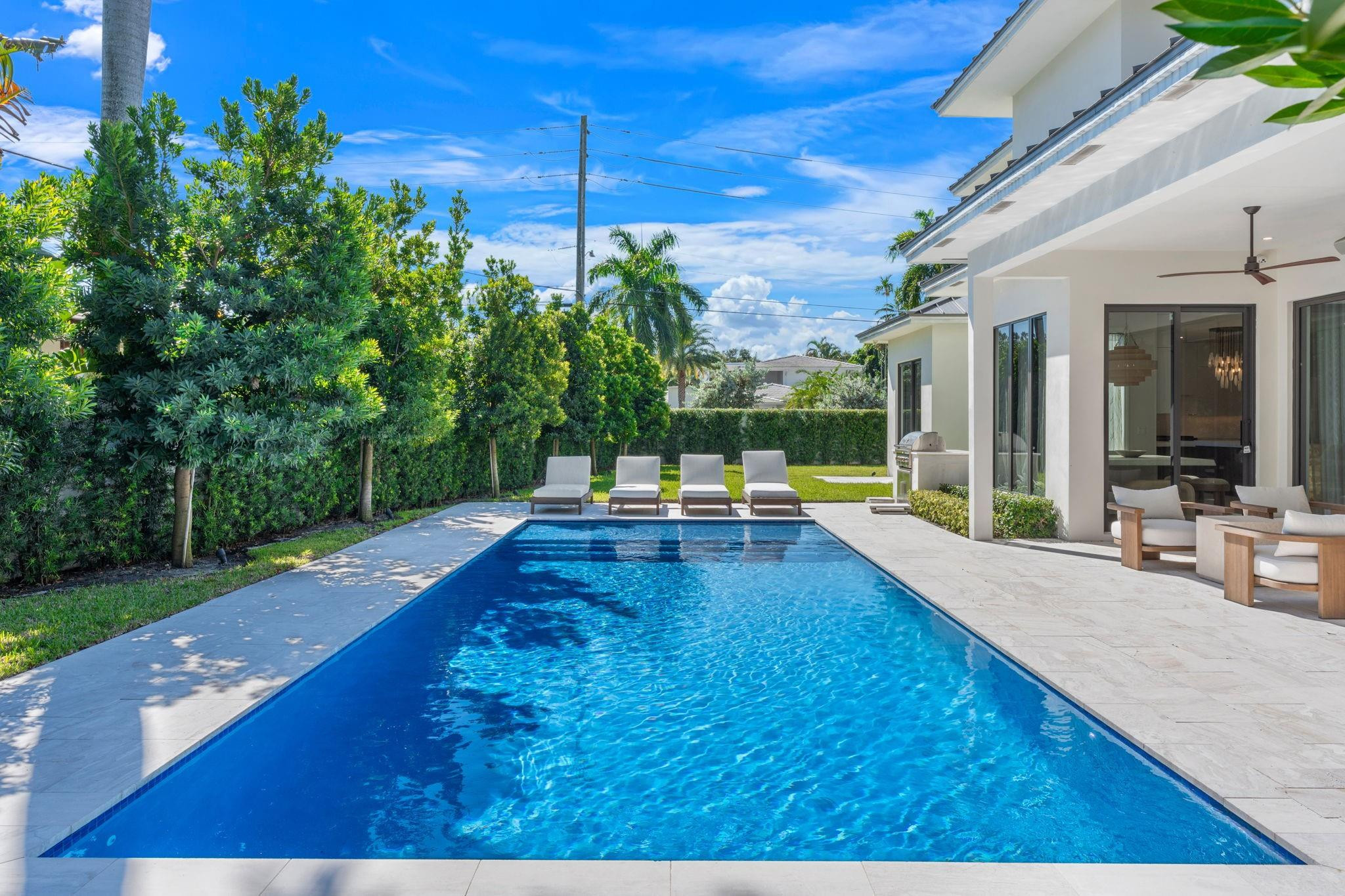 Coral Ridge 21-50 B - Residential